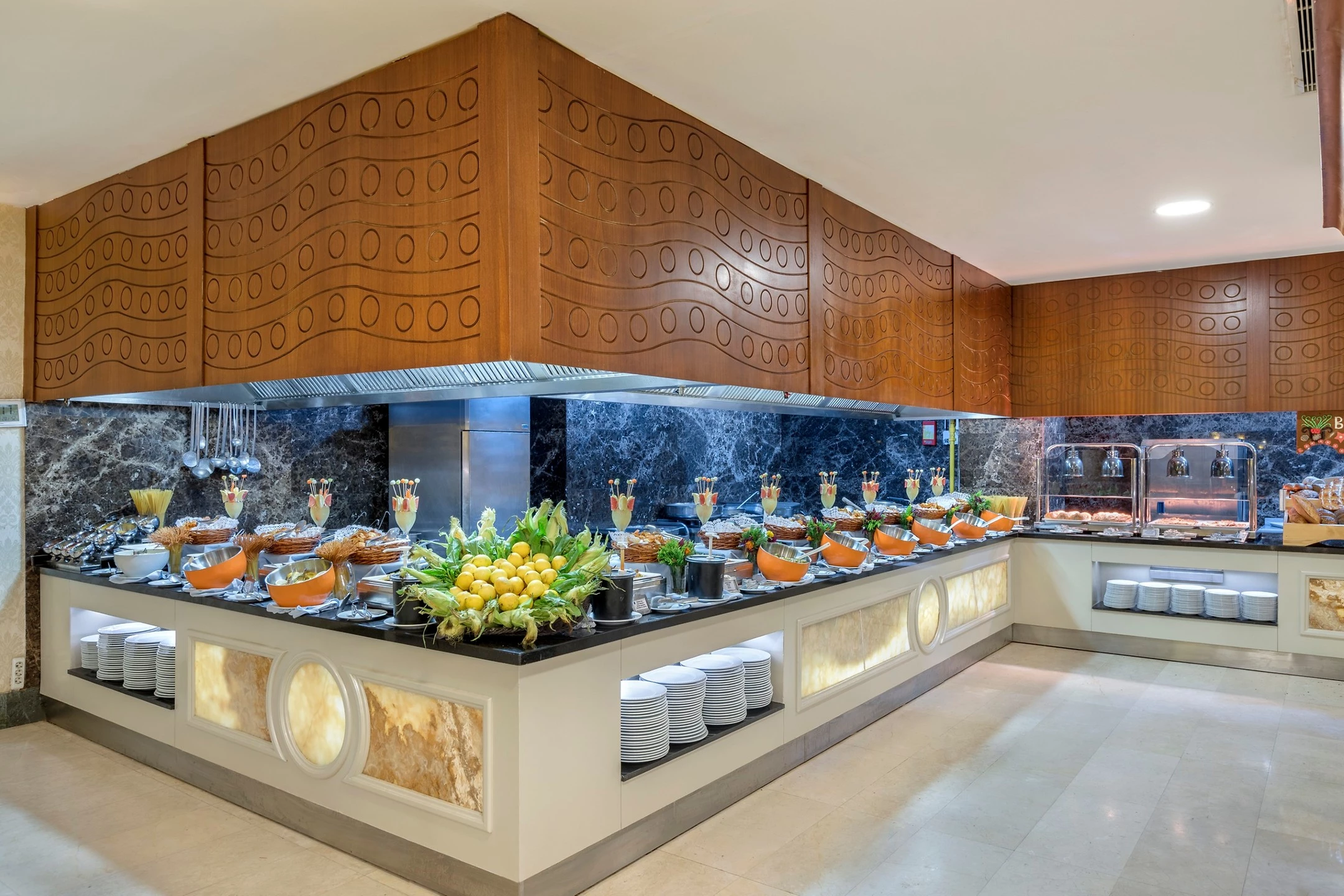 #altIMG Yeme-İçme in Hotel# Dobedan Beach Resort Comfort #altIMG in# Antalya, Türkiye - #altIMG Image# 27