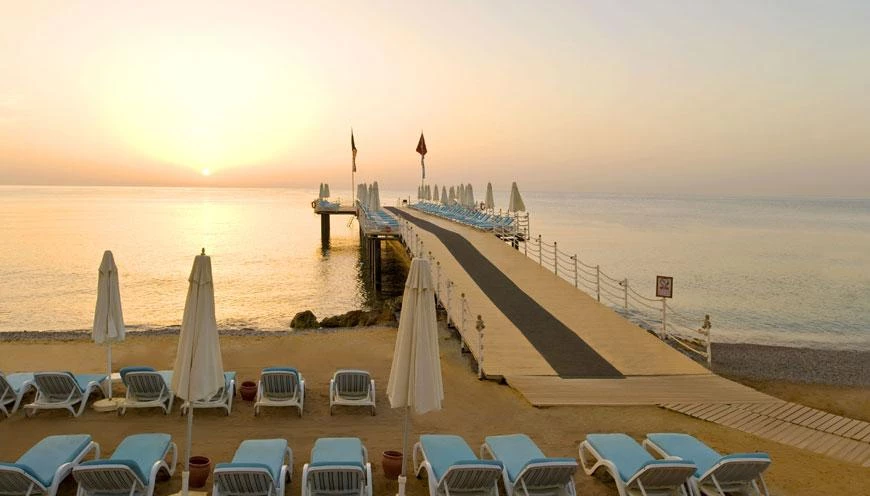 #altIMG Plaj in Hotel# Amara Luxury Resort & Villas #altIMG in# Antalya, Türkiye - #altIMG Image# 3