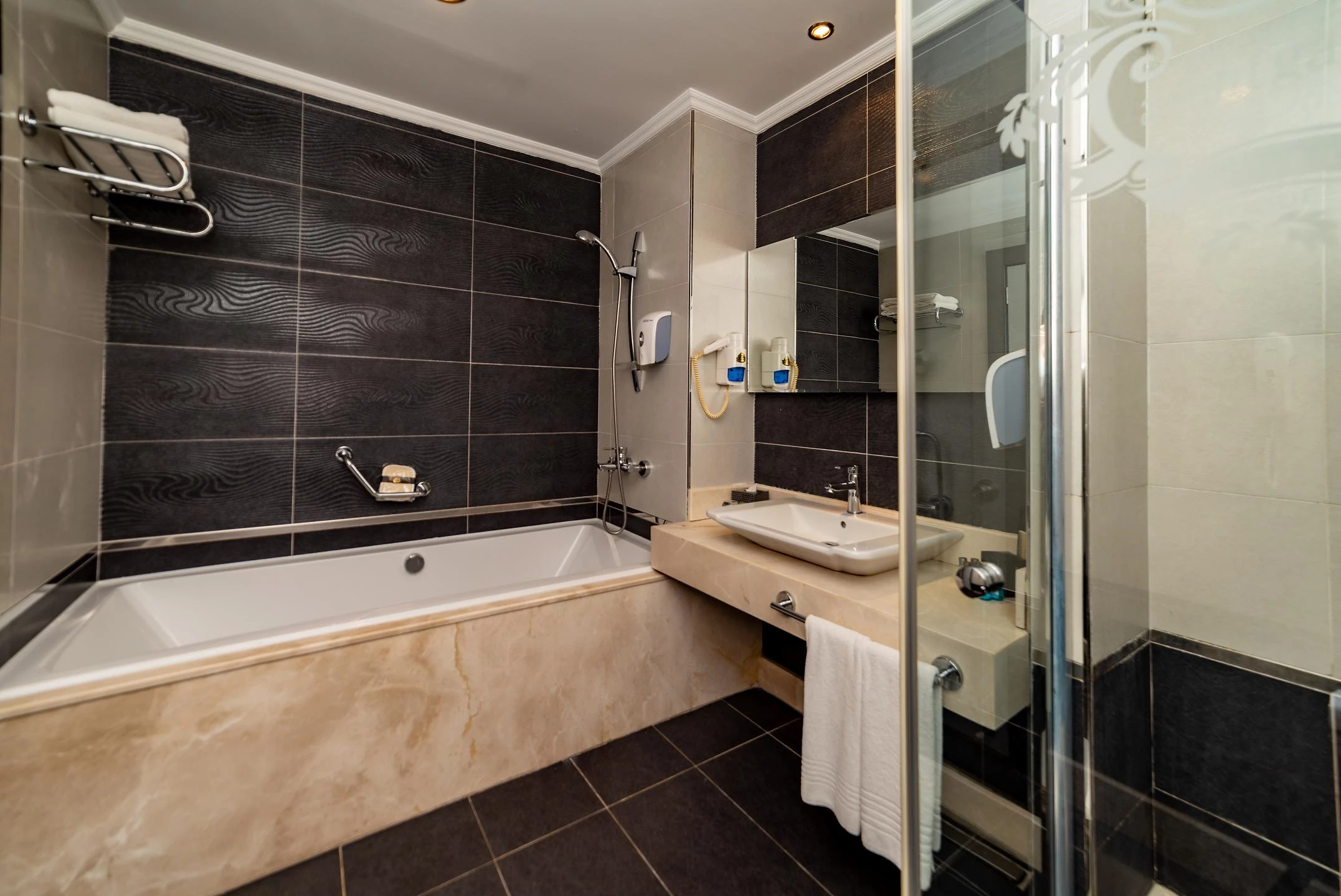 #altIMG Oda in Hotel# Amara Luxury Resort & Villas #altIMG in# Antalya, Türkiye - #altIMG Image# 6