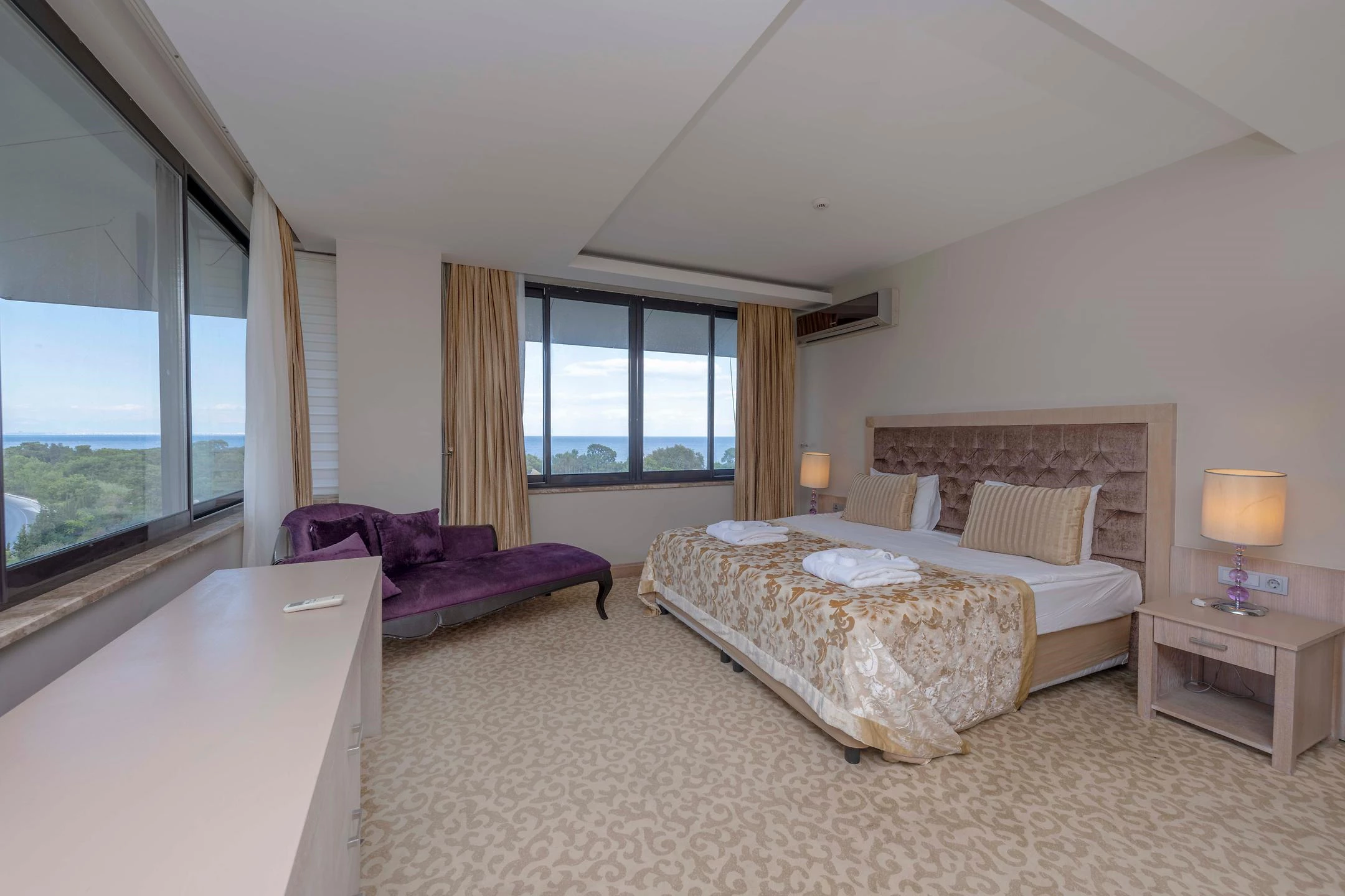 #altIMG Oda in Hotel# Amara Luxury Resort & Villas #altIMG in# Antalya, Türkiye - #altIMG Image# 15