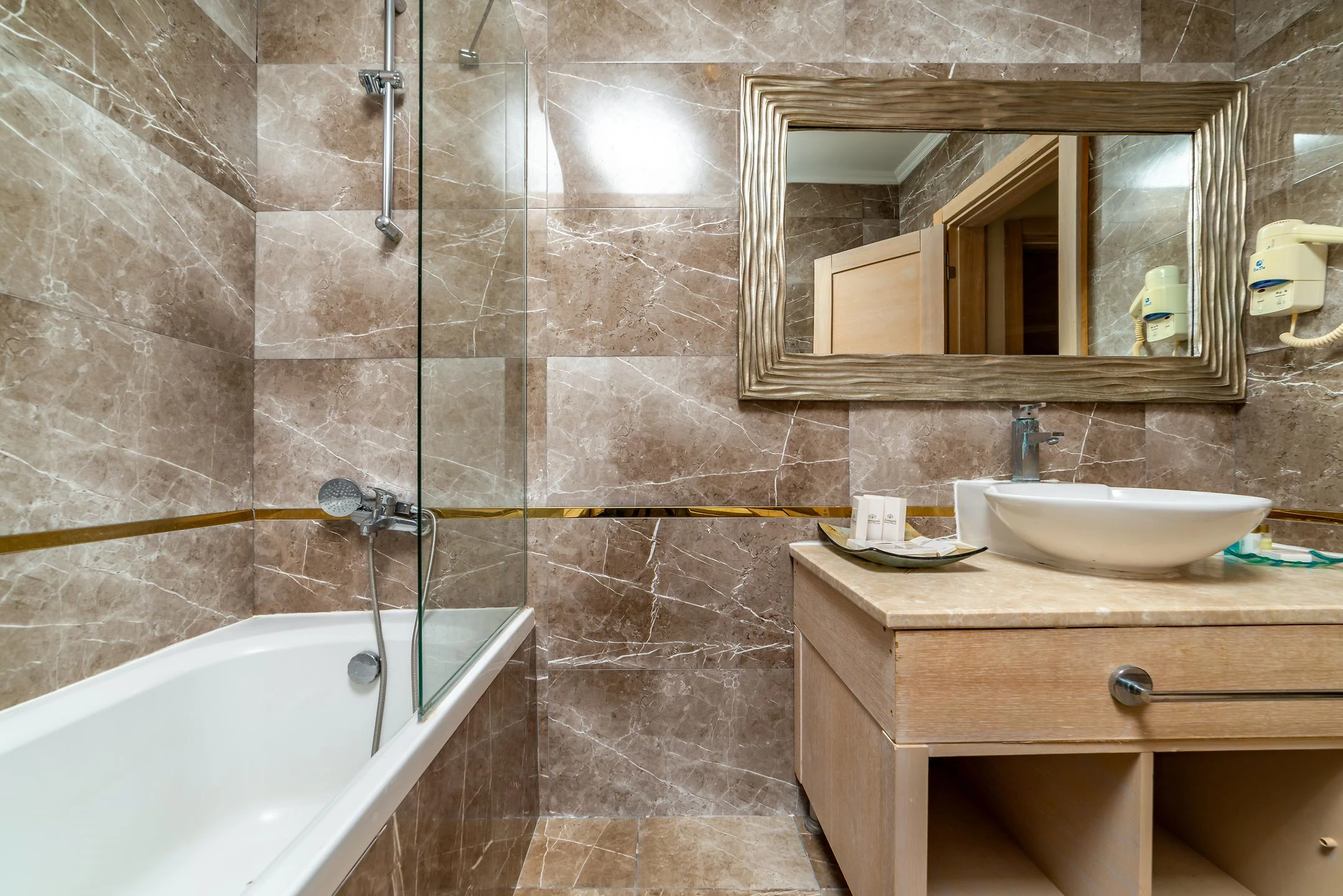 #altIMG Oda in Hotel# Amara Luxury Resort & Villas #altIMG in# Antalya, Türkiye - #altIMG Image# 59