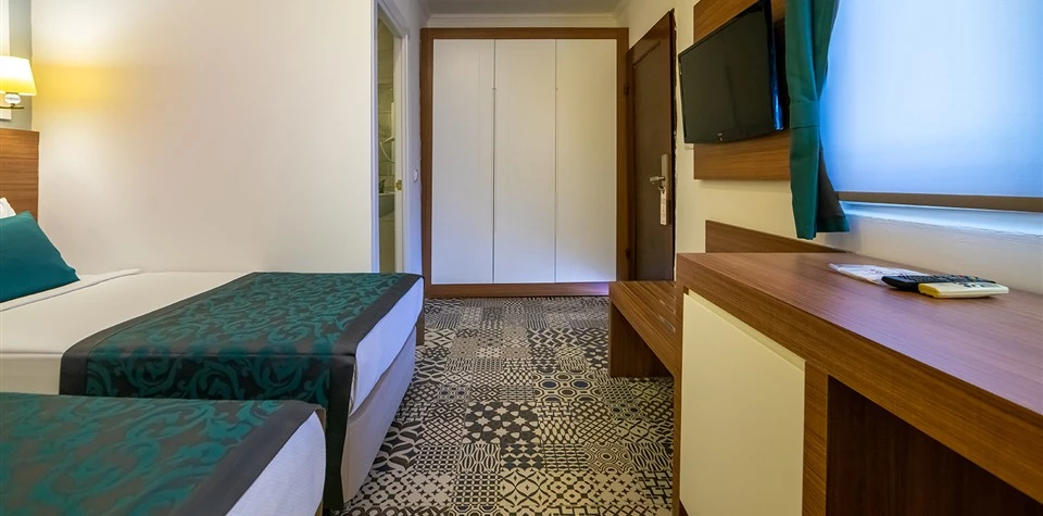 #altIMG Oda in Hotel# Armas Beach Hotel #altIMG in# Antalya, Türkiye - #altIMG Image# 4