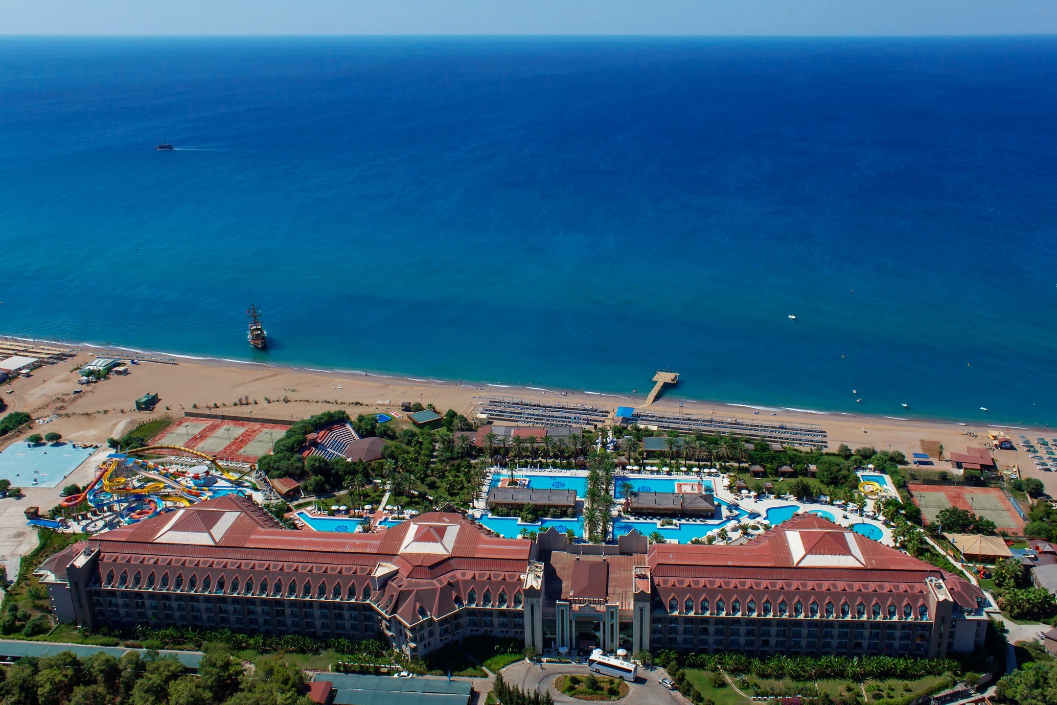 #altIMG Hotel# Azura Deluxe Resort & Aqua Sorgun #altIMG in# Antalya, Türkiye - #altIMG Image# 10