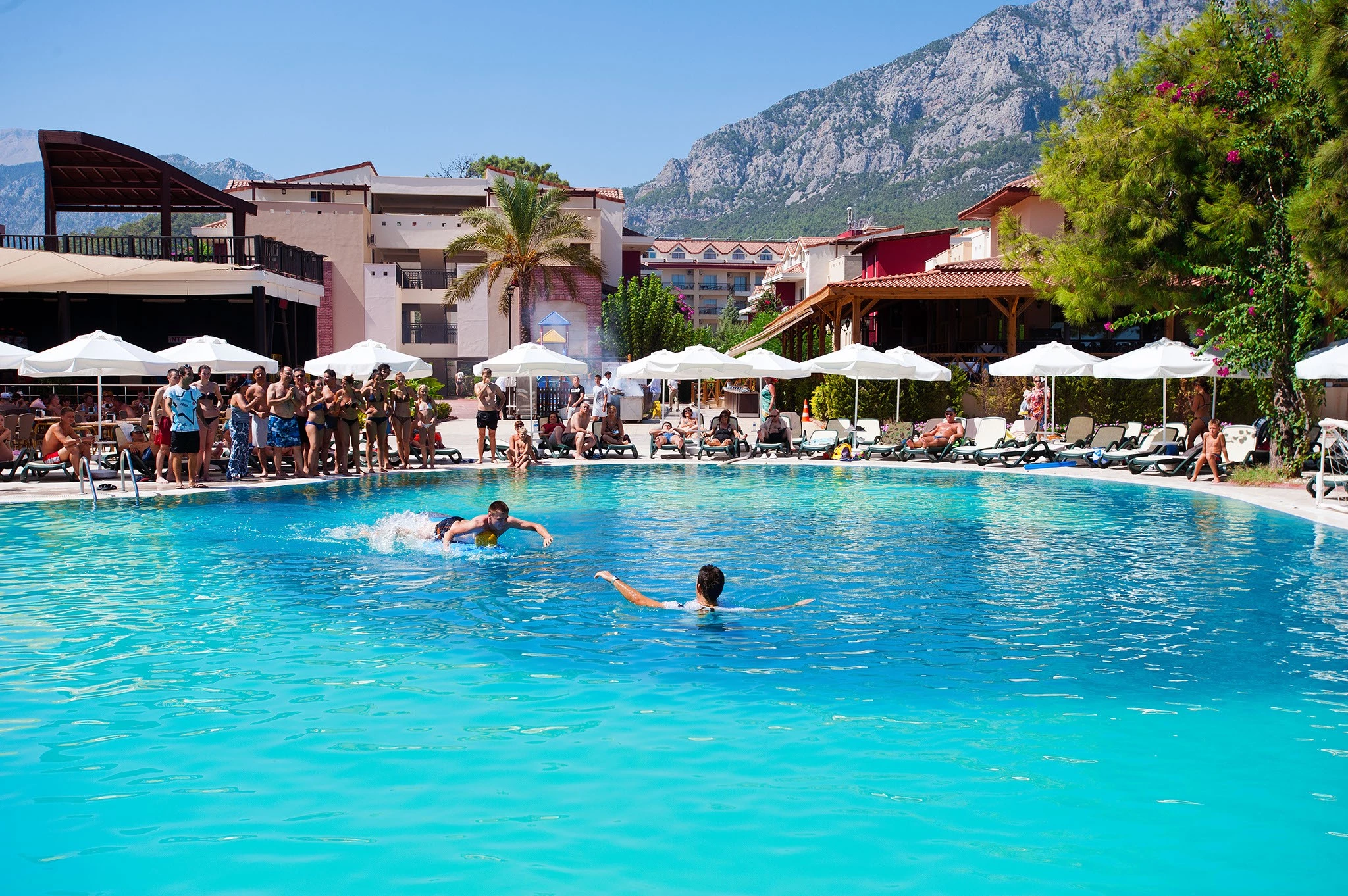 #altIMG Havuz in Hotel# Crystal Aura Beach Resort & SPA #altIMG in# Antalya, Türkiye - #altIMG Image# 6