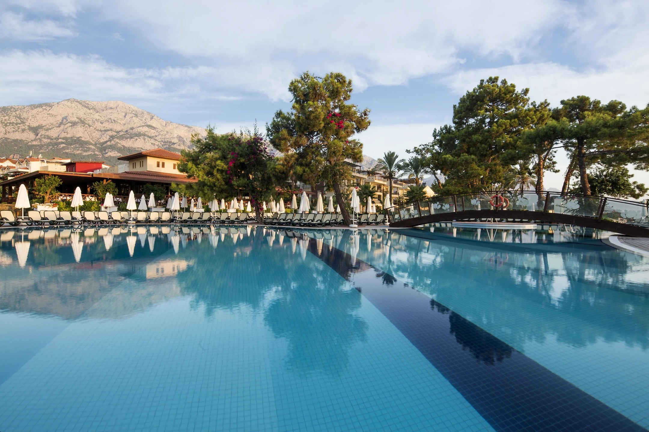 #altIMG Hotel# Crystal Aura Beach Resort & SPA #altIMG in# Antalya, Türkiye - #altIMG Image# 11