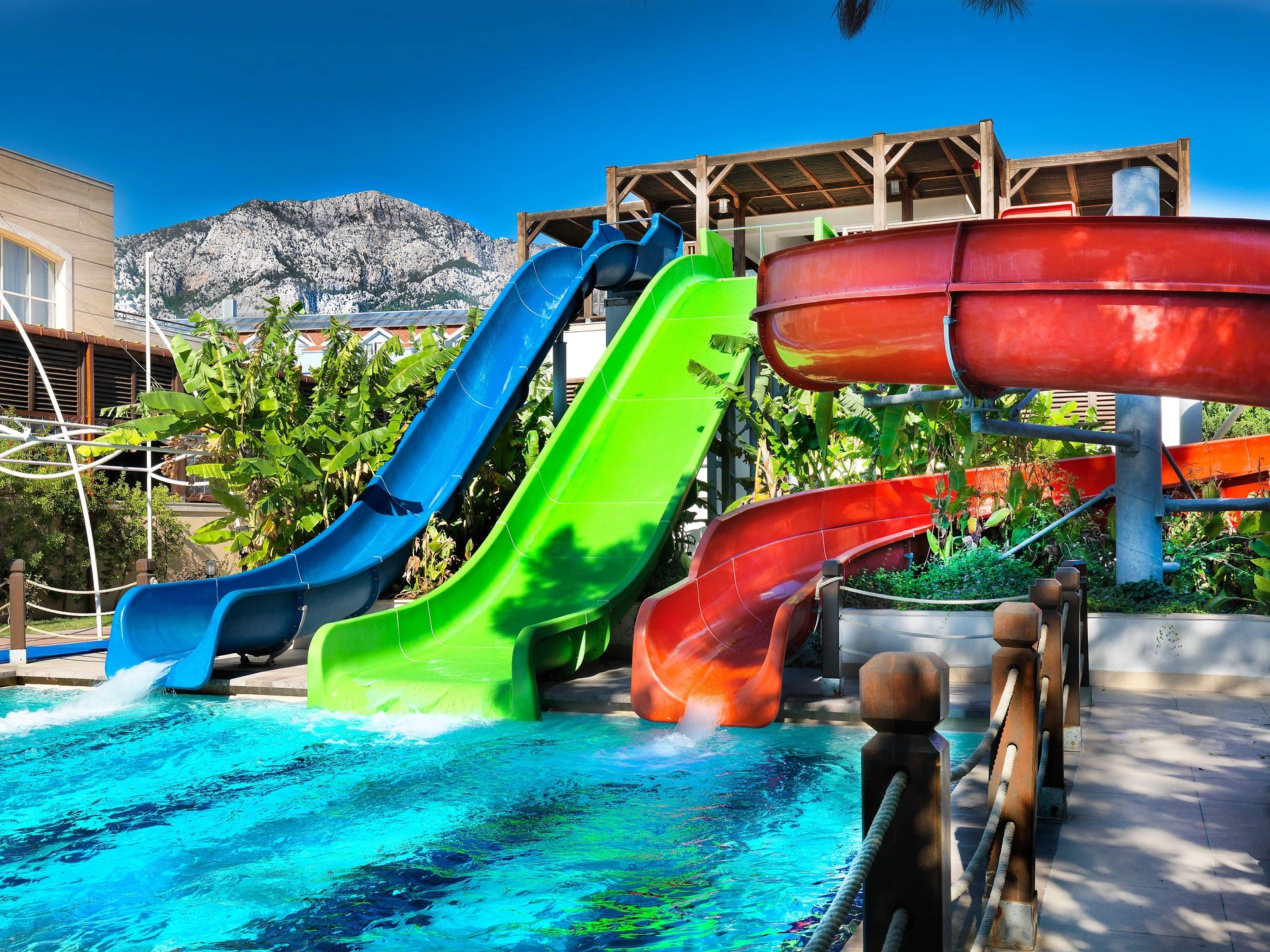 #altIMG Havuz in Hotel# Crystal De Luxe Resort & SPA #altIMG in# Antalya, Türkiye - #altIMG Image# 4