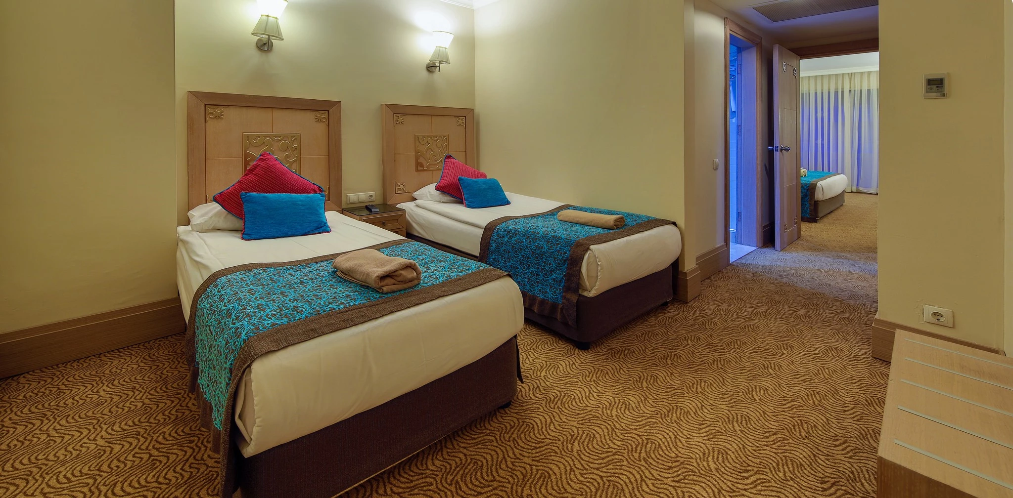 #altIMG Oda in Hotel# Crystal De Luxe Resort & SPA #altIMG in# Antalya, Türkiye - #altIMG Image# 6