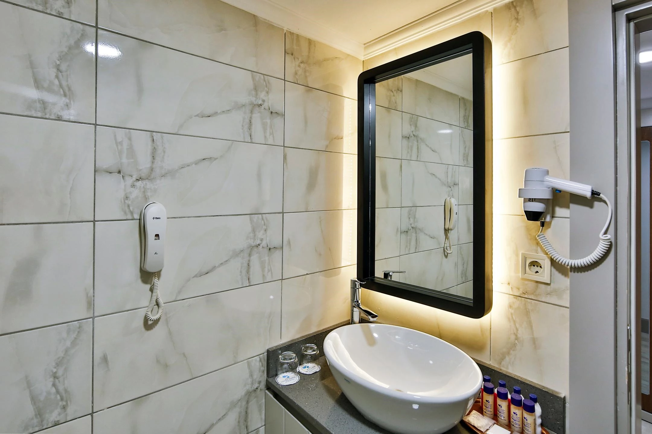 #altIMG Oda in Hotel# Crystal Flora Beach Resort #altIMG in# Antalya, Türkiye - #altIMG Image# 1