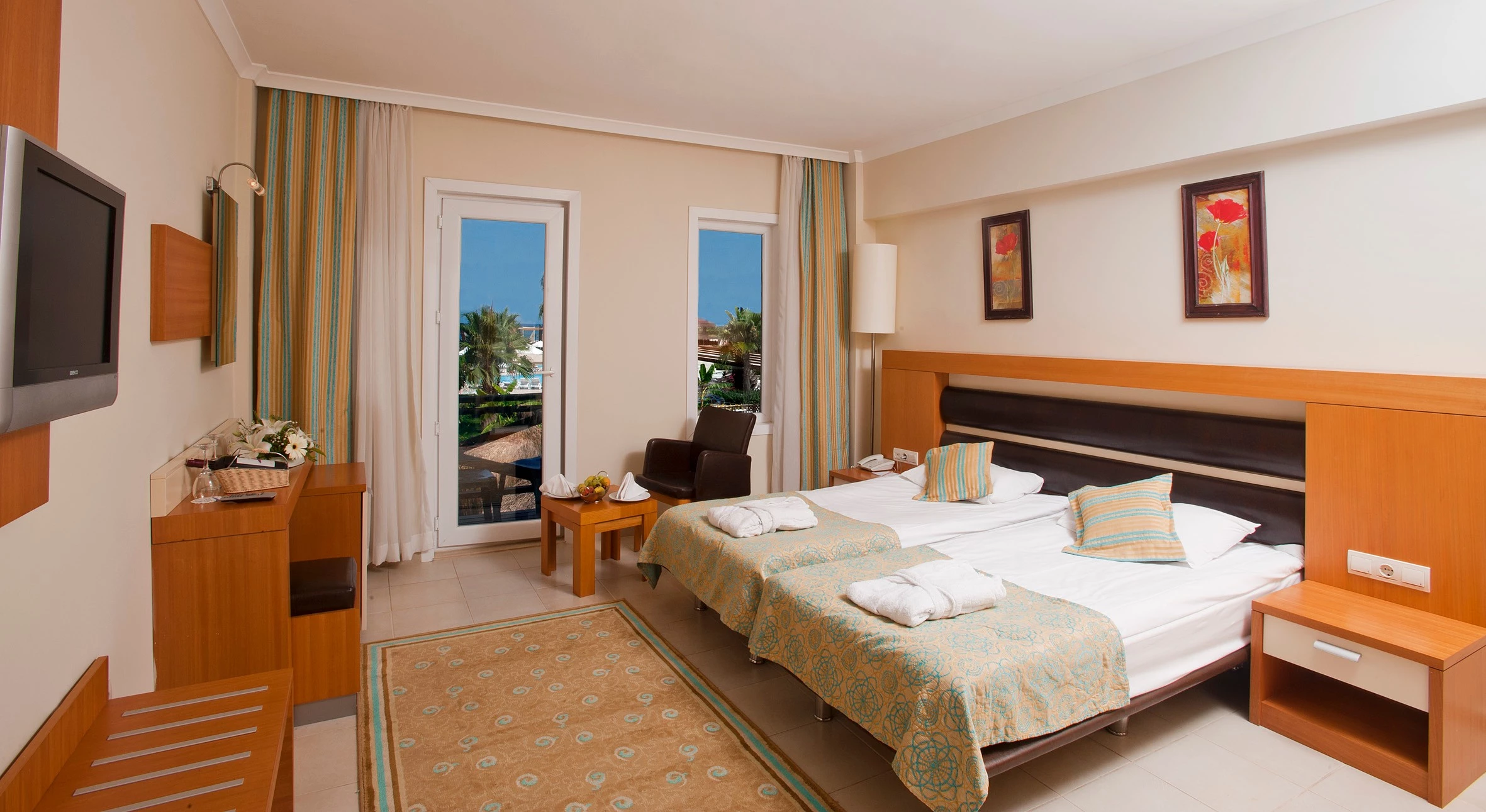 #altIMG Oda in Hotel# Crystal Flora Beach Resort #altIMG in# Antalya, Türkiye - #altIMG Image# 11