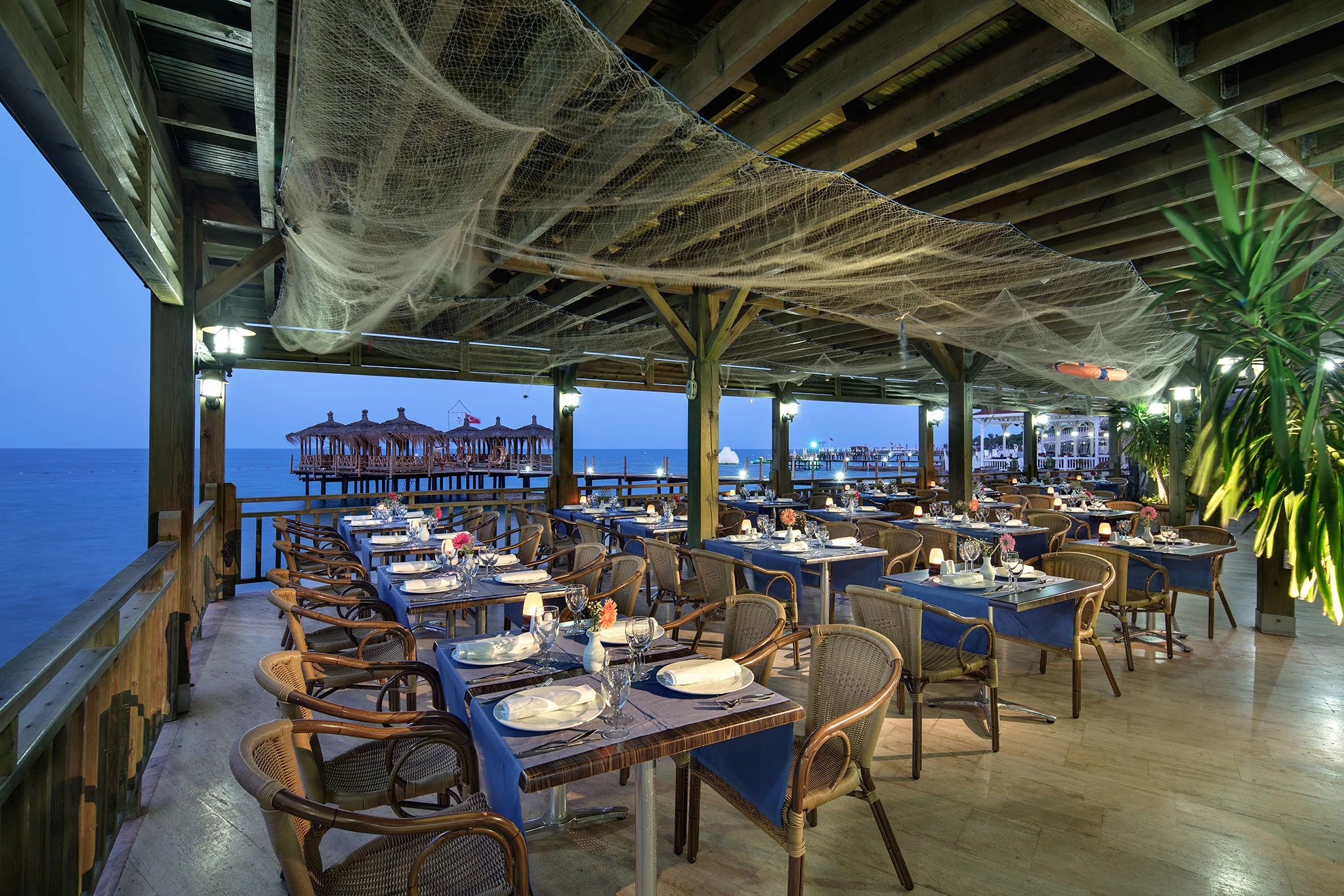 #altIMG Yeme-İçme in Hotel# Crystal Flora Beach Resort #altIMG in# Antalya, Türkiye - #altIMG Image# 3