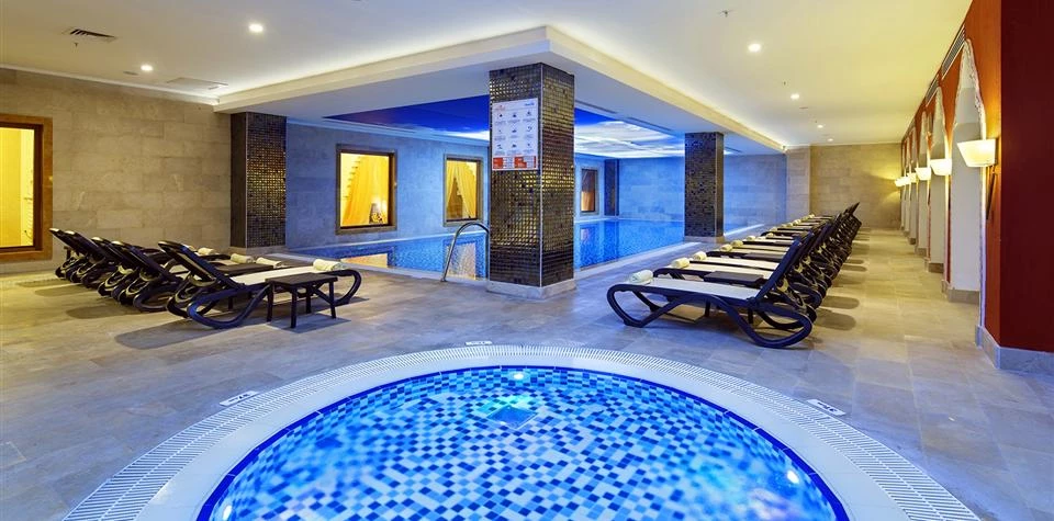 #altIMG Havuz in Hotel# Crystal Palace Luxury Resort #altIMG in# Antalya, Türkiye - #altIMG Image# 6