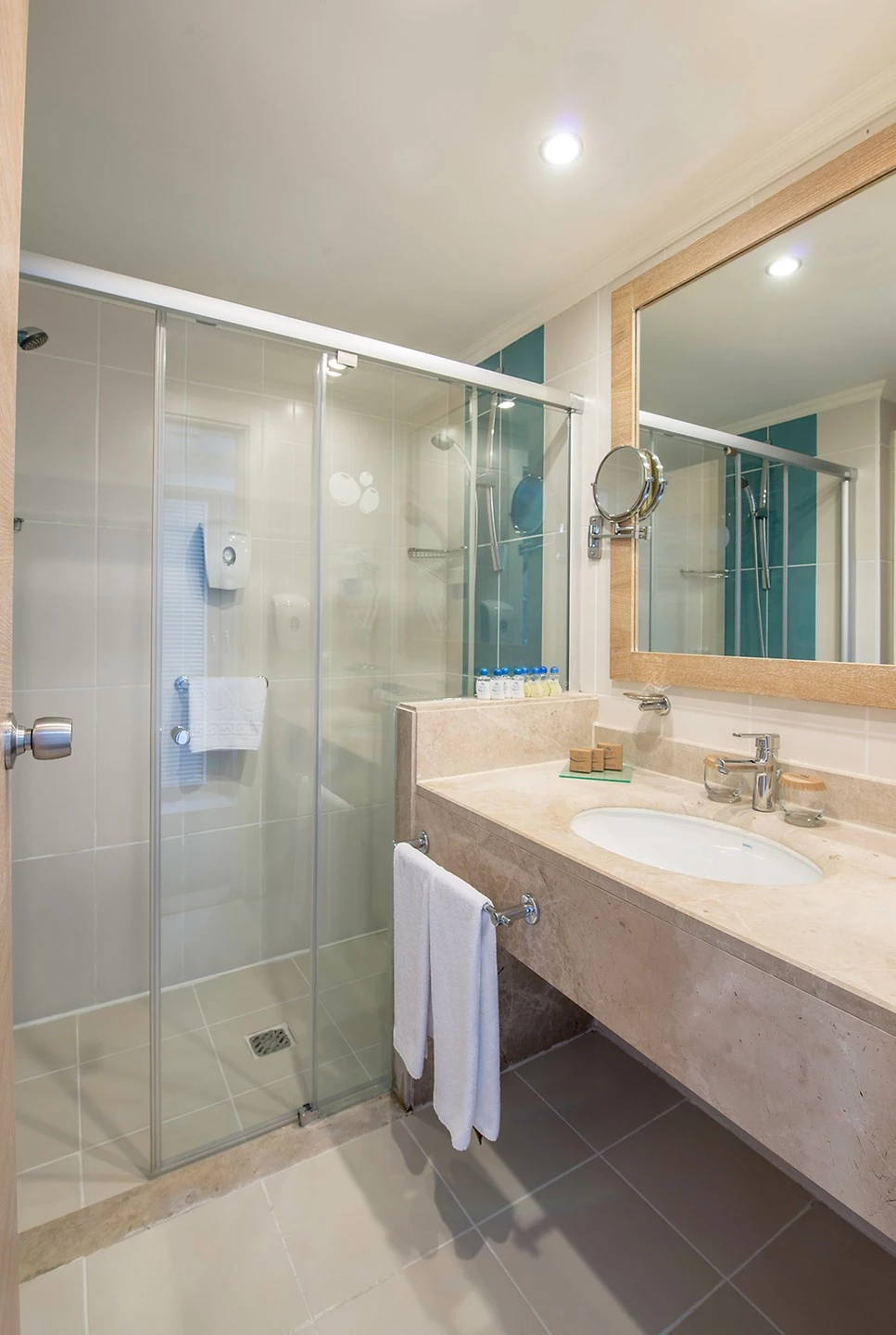 #altIMG Oda in Hotel# Crystal Sunrise Queen Luxury #altIMG in# Antalya, Türkiye - #altIMG Image# 1