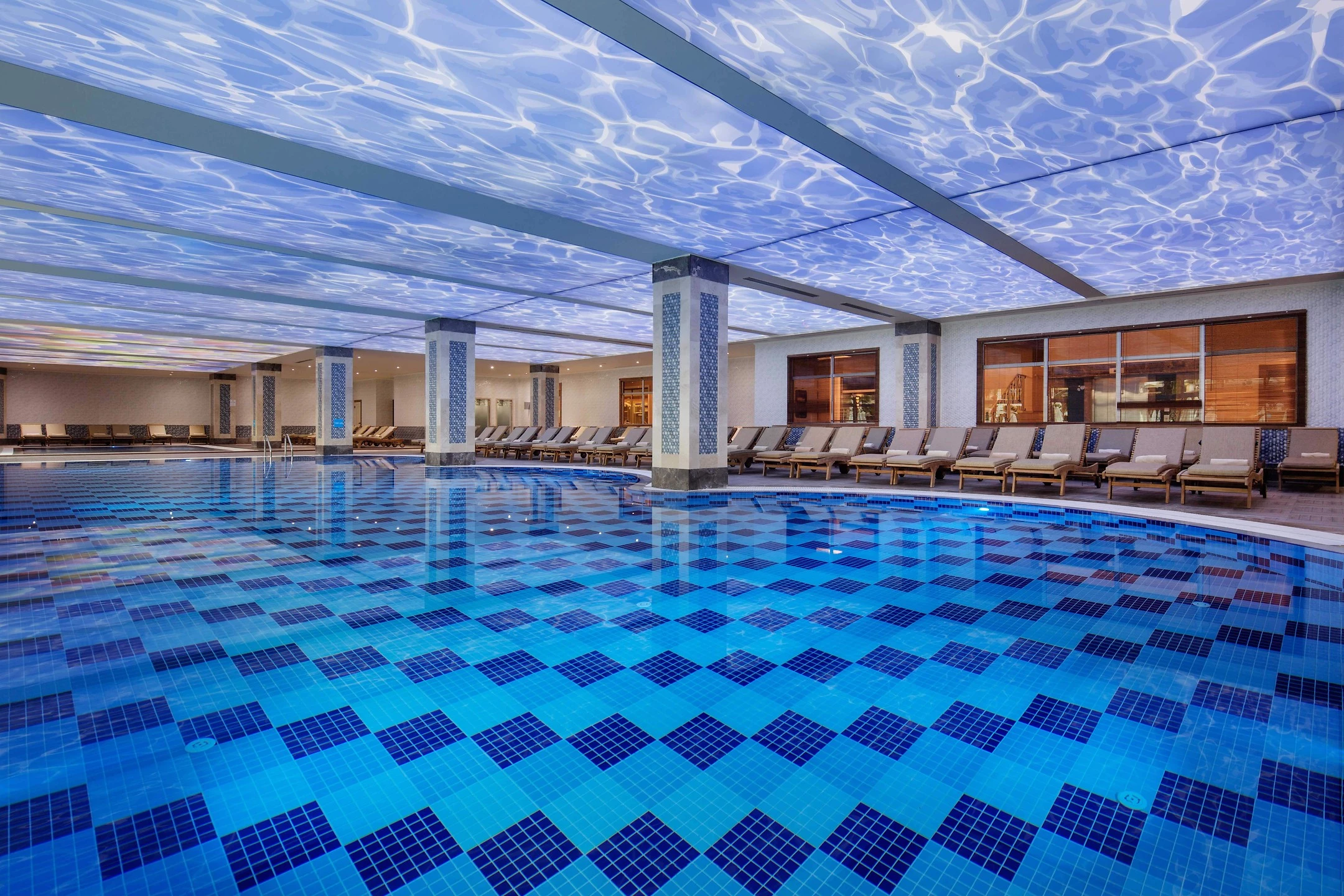 #altIMG Havuz in Hotel# Crystal Sunset Luxury Resort & SPA #altIMG in# Antalya, Türkiye - #altIMG Image# 2