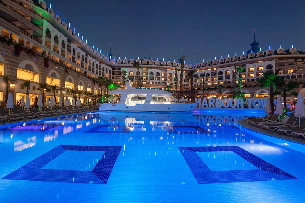 #altIMG Hotel# Crystal Sunset Luxury Resort & SPA #altIMG in# Antalya, Türkiye - #altIMG Image# 9