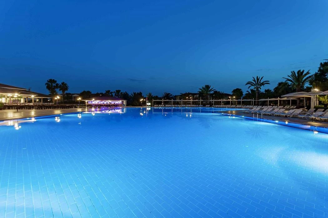 #altIMG Havuz in Hotel# Euphoria Palm Beach Resort #altIMG in# Antalya, Türkiye - #altIMG Image# 7