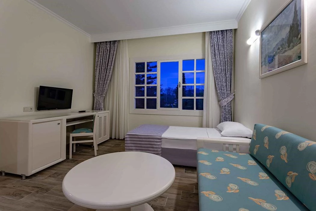 #altIMG Oda in Hotel# Euphoria Palm Beach Resort #altIMG in# Antalya, Türkiye - #altIMG Image# 6