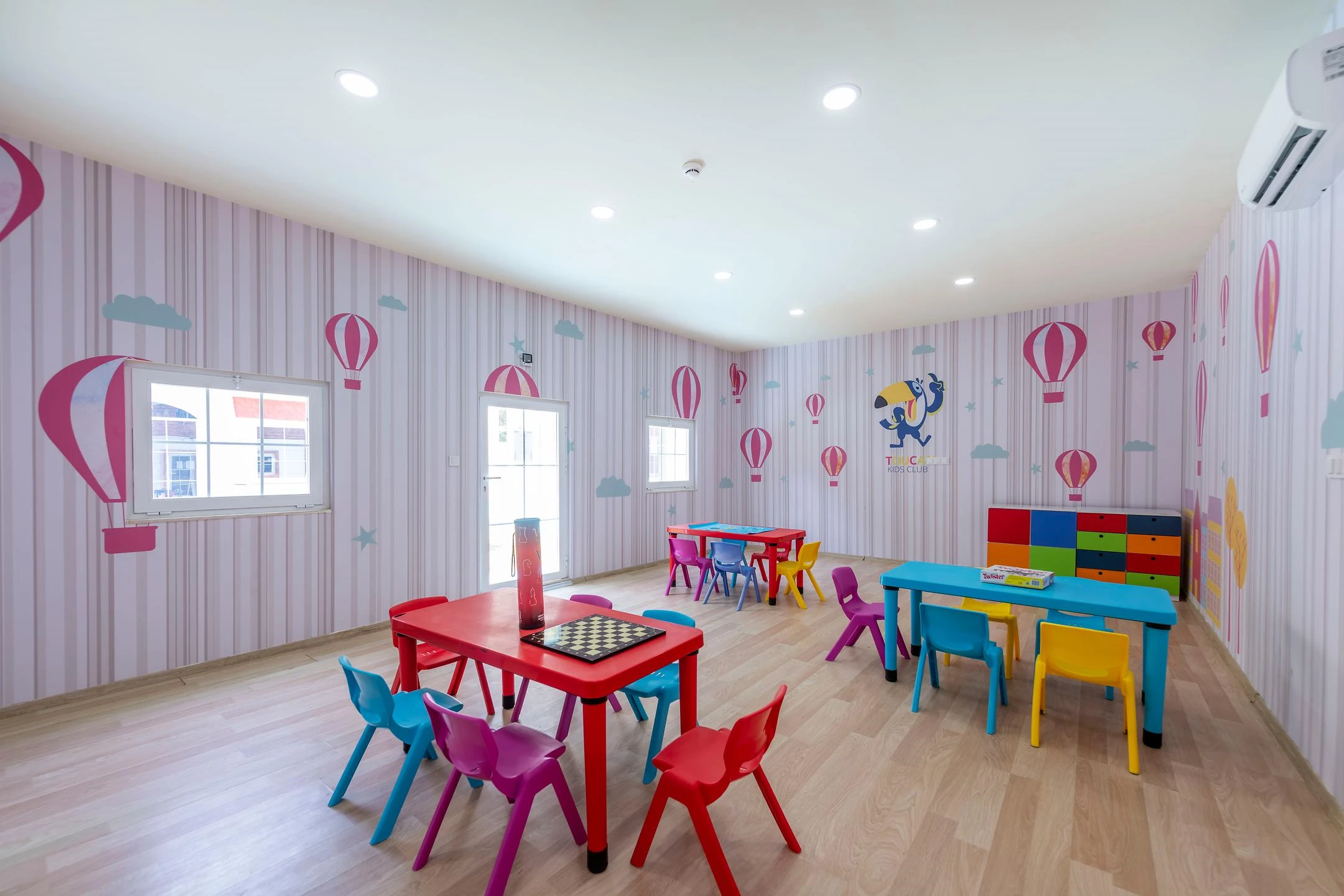 #altIMG Çocuk in Hotel# Fun & Sun Family Comfort Beach #altIMG in# Antalya, Türkiye - #altIMG Image# 2