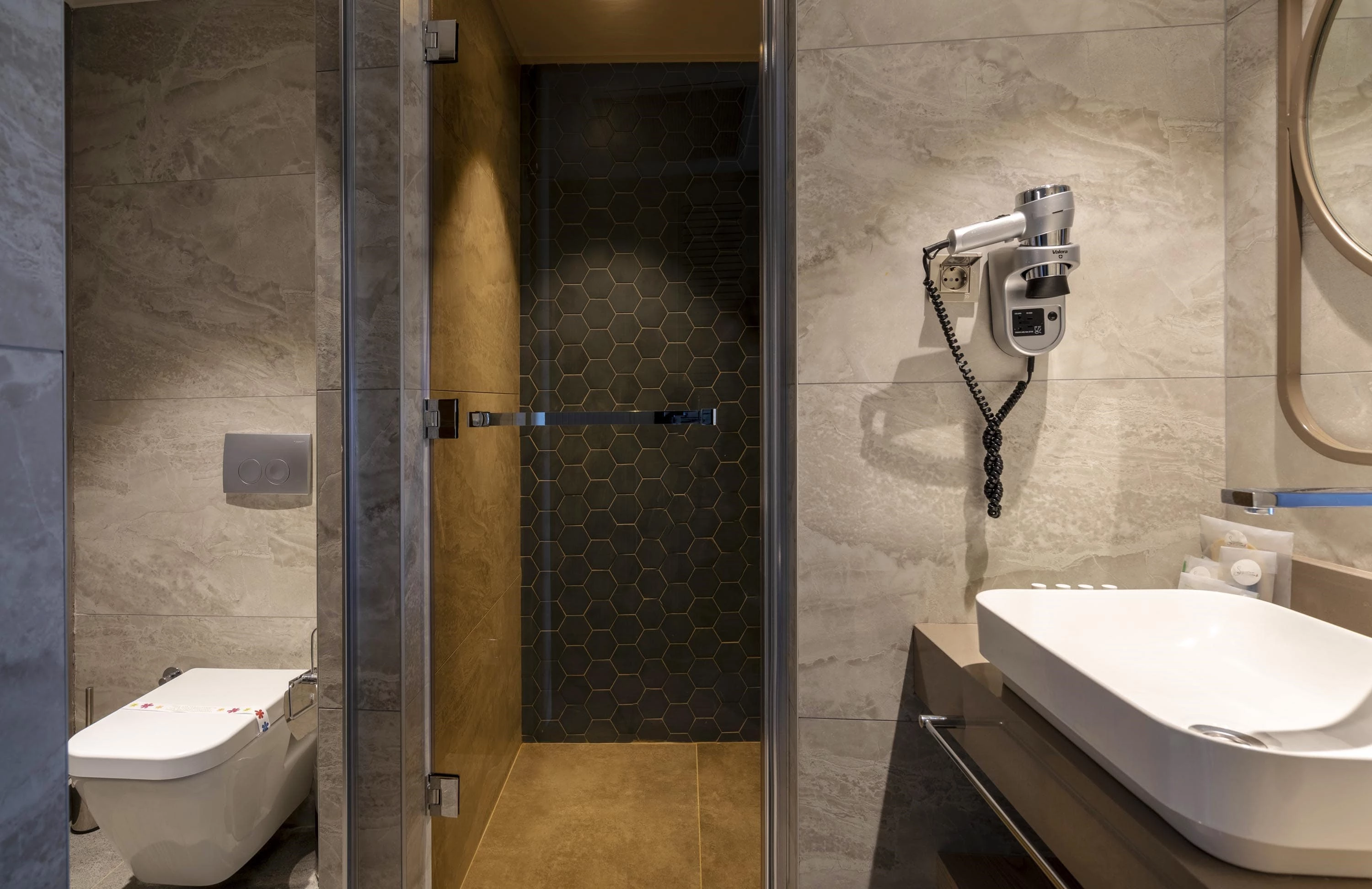 #altIMG Oda in Hotel# Kirman Calyptus #altIMG in# Antalya, Türkiye - #altIMG Image# 5