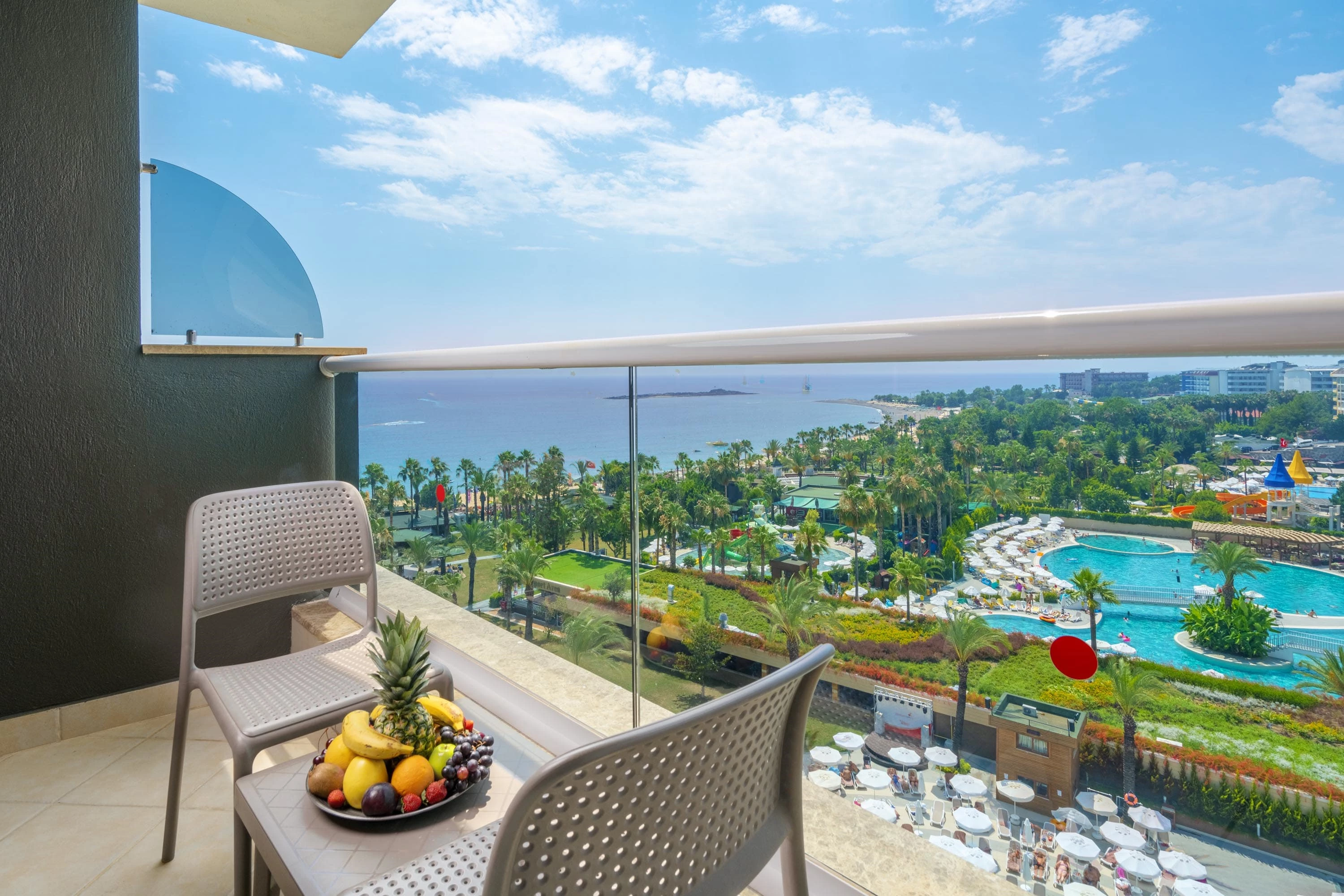 #altIMG Oda in Hotel# Kirman Leodikya Resort #altIMG in# Antalya, Türkiye - #altIMG Image# 12