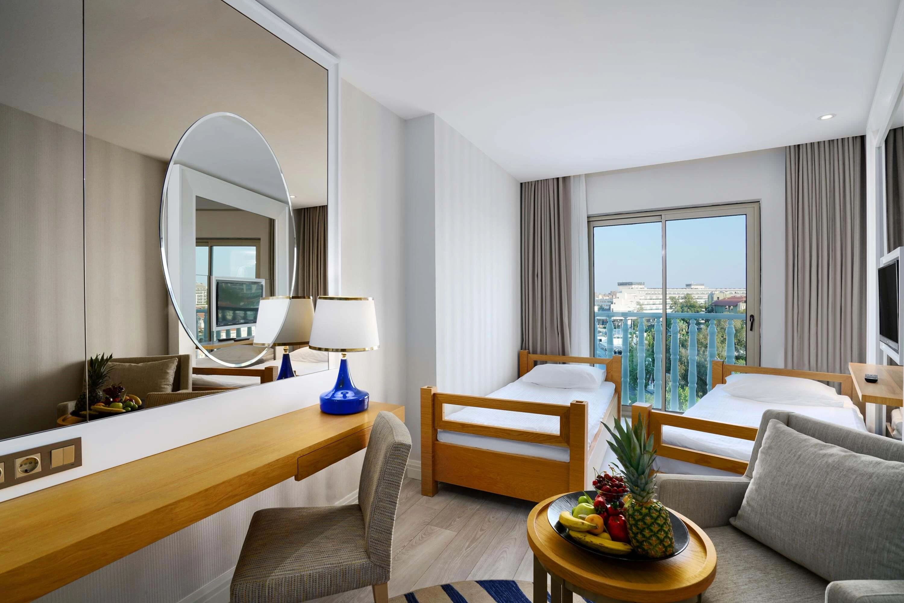 #altIMG Oda in Hotel# Kirman Sidemarin Beach & SPA #altIMG in# Antalya, Türkiye - #altIMG Image# 3