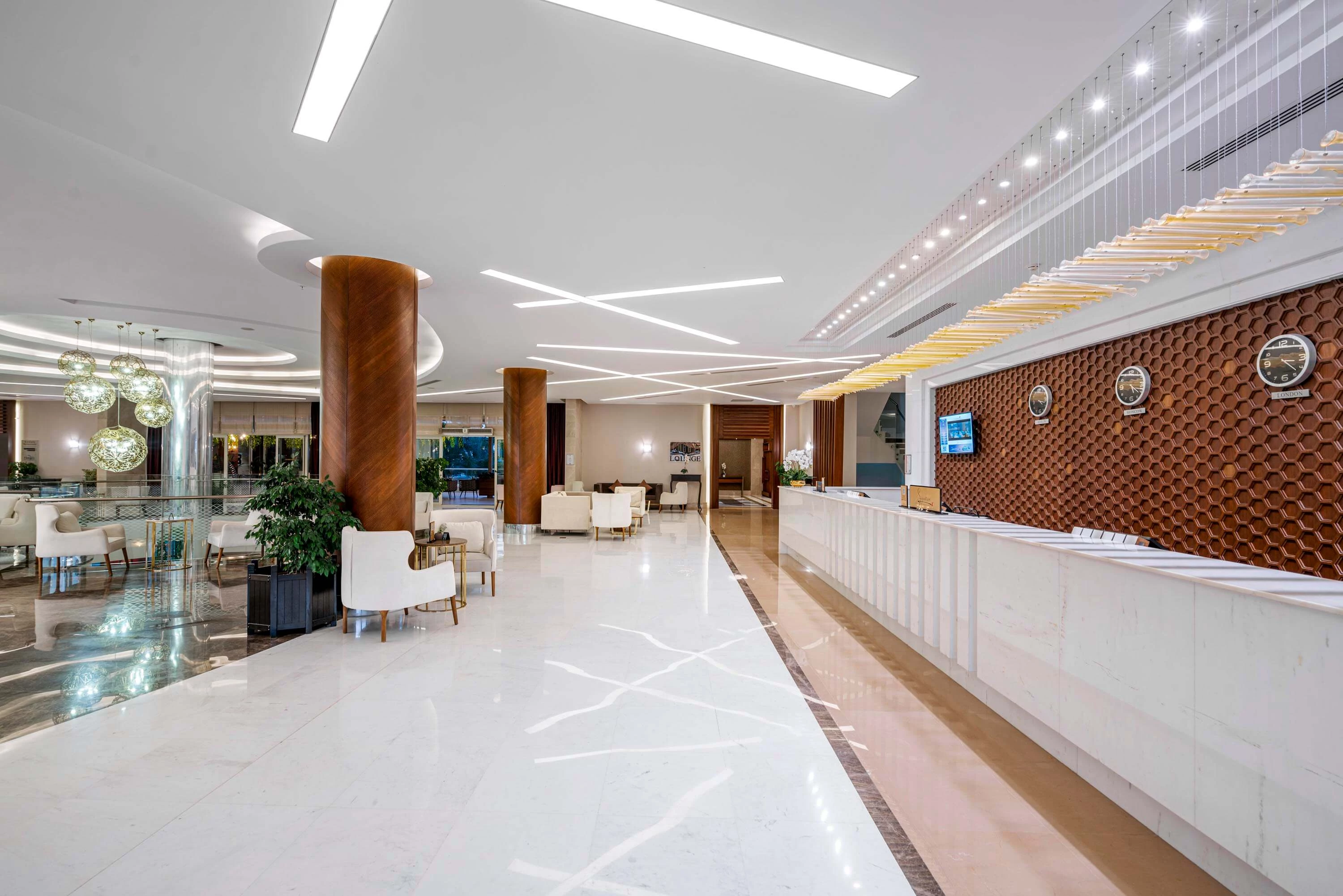 #altIMG Lobi in Hotel# Kirman Sidera Luxury #altIMG in# Antalya, Türkiye - #altIMG Image# 5