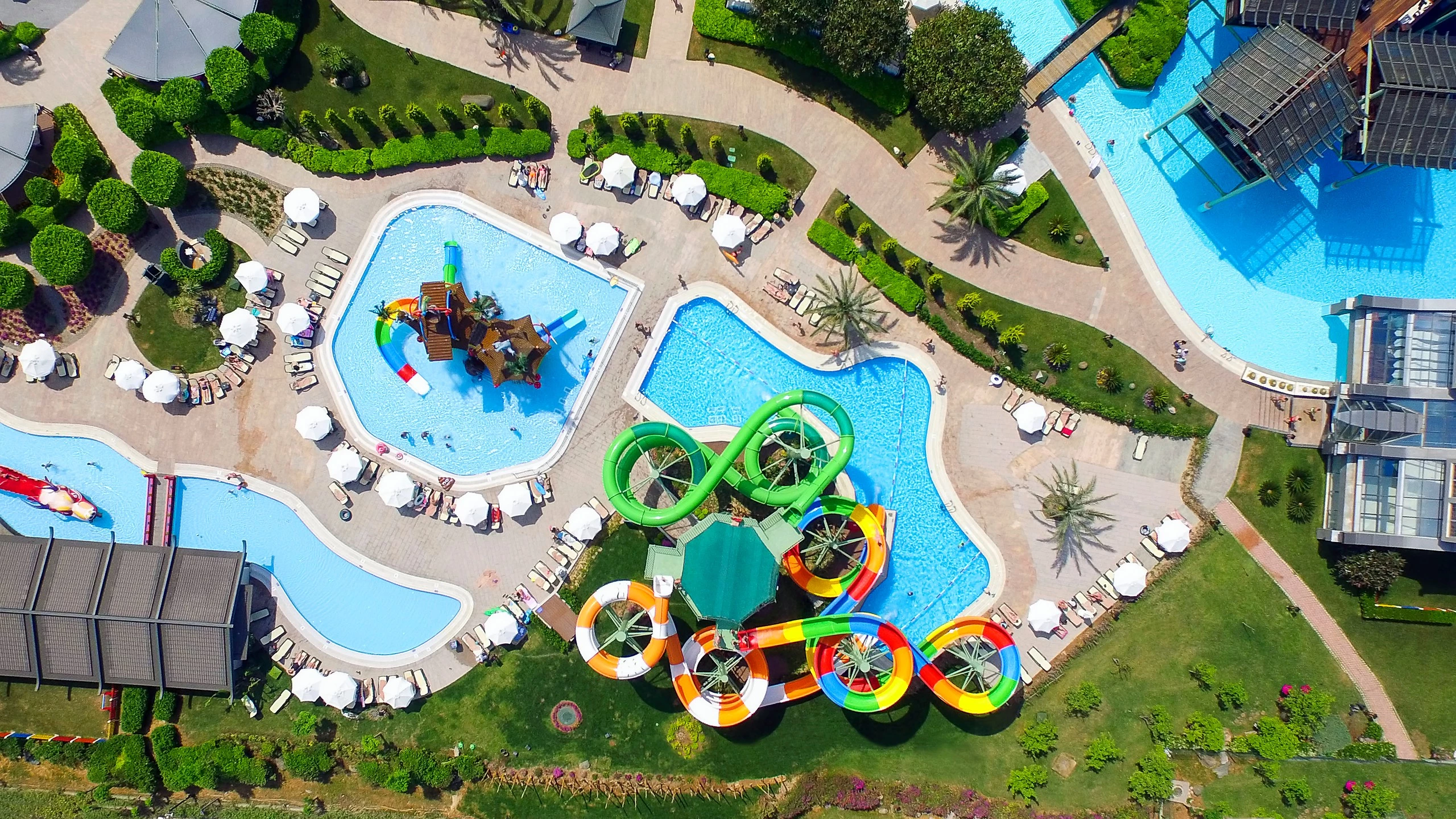 #altIMG Havuz in Hotel# Limak Lara Deluxe Hotel Resort #altIMG in# Antalya, Türkiye - #altIMG Image# 4