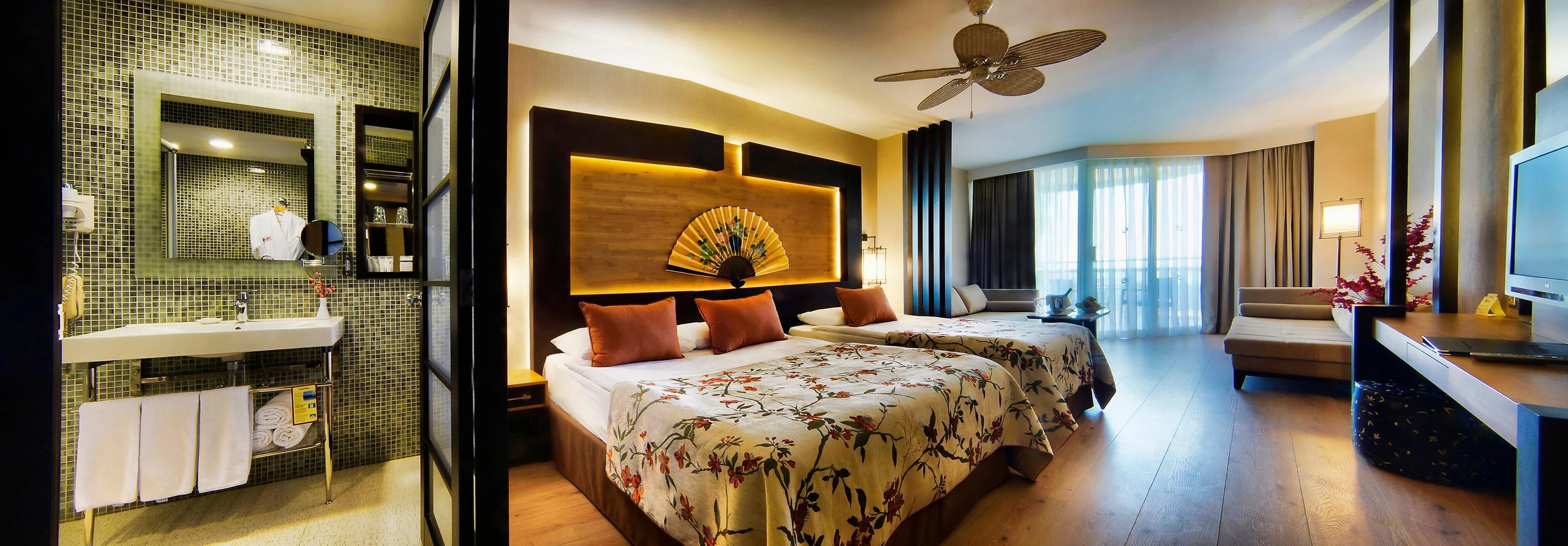 #altIMG Oda in Hotel# Limak Lara Deluxe Hotel Resort #altIMG in# Antalya, Türkiye - #altIMG Image# 24