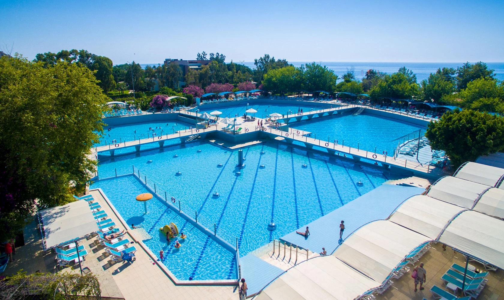 #altIMG Havuz in Hotel# Miarosa Kemer Beach #altIMG in# Antalya, Türkiye - #altIMG Image# 6