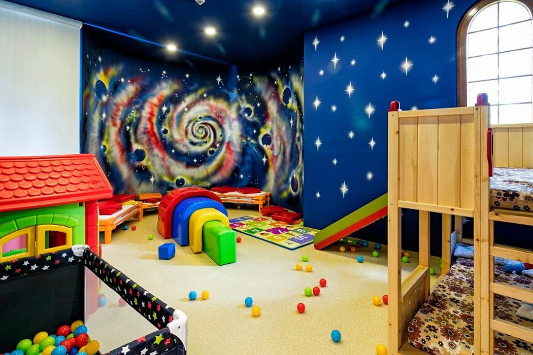 #altIMG Çocuk in Hotel# Miracle Resort Hotel #altIMG in# Antalya, Türkiye - #altIMG Image# 2