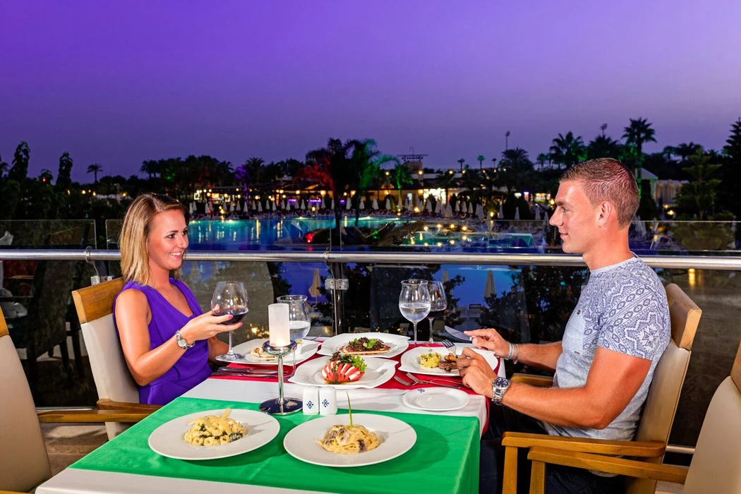 #altIMG Yeme-İçme in Hotel# Miracle Resort Hotel #altIMG in# Antalya, Türkiye - #altIMG Image# 2