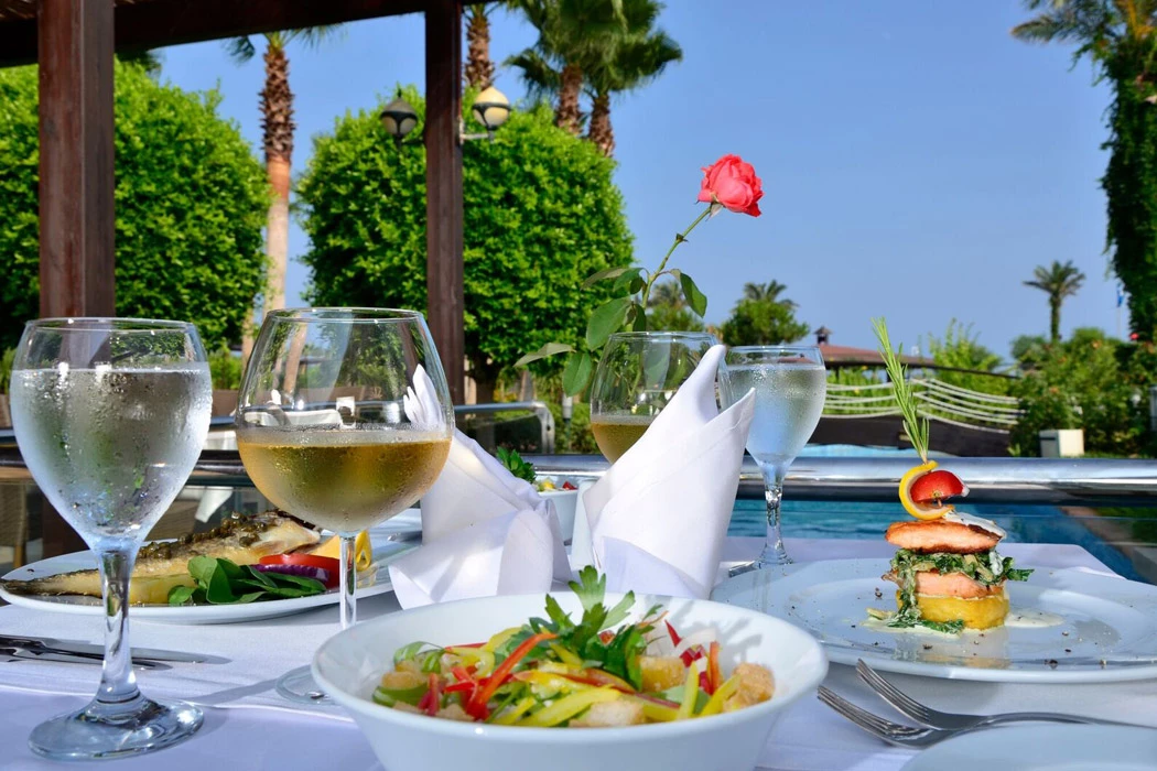 #altIMG Yeme-İçme in Hotel# Miracle Resort Hotel #altIMG in# Antalya, Türkiye - #altIMG Image# 6