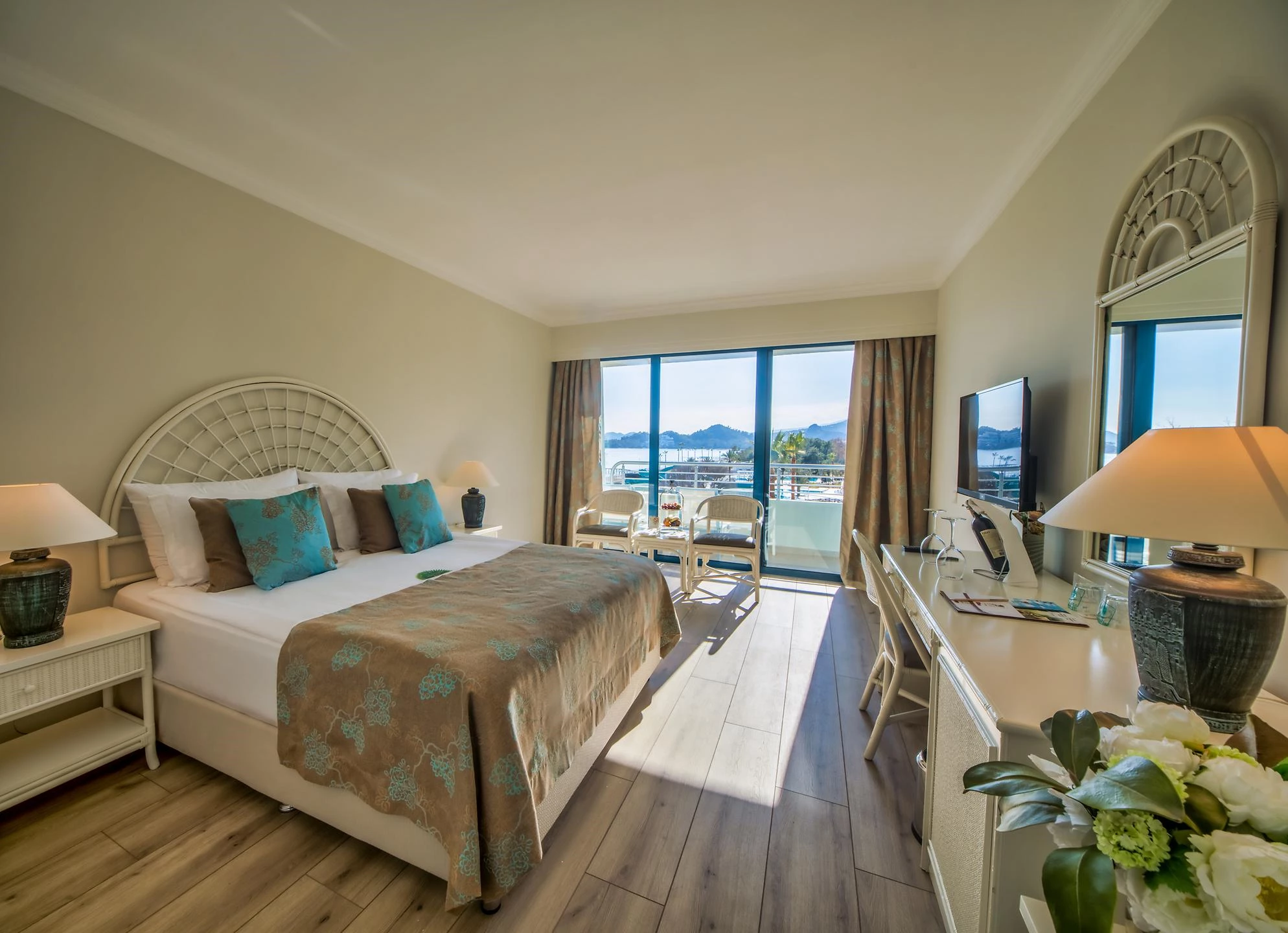 #altIMG Oda in Hotel# Mirage Park Resort #altIMG in# Antalya, Türkiye - #altIMG Image# 6