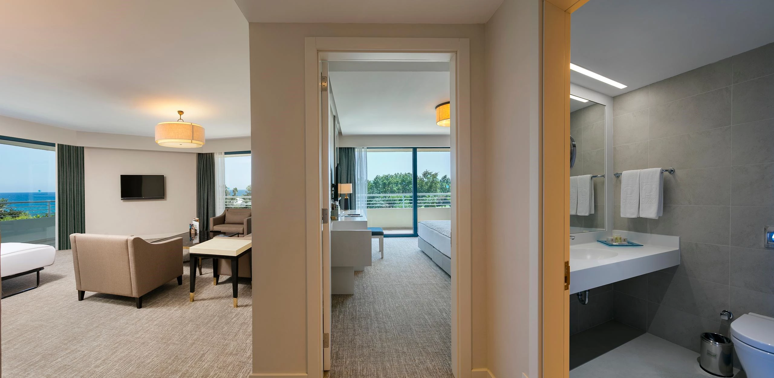 #altIMG Oda in Hotel# Mirage Park Resort #altIMG in# Antalya, Türkiye - #altIMG Image# 10