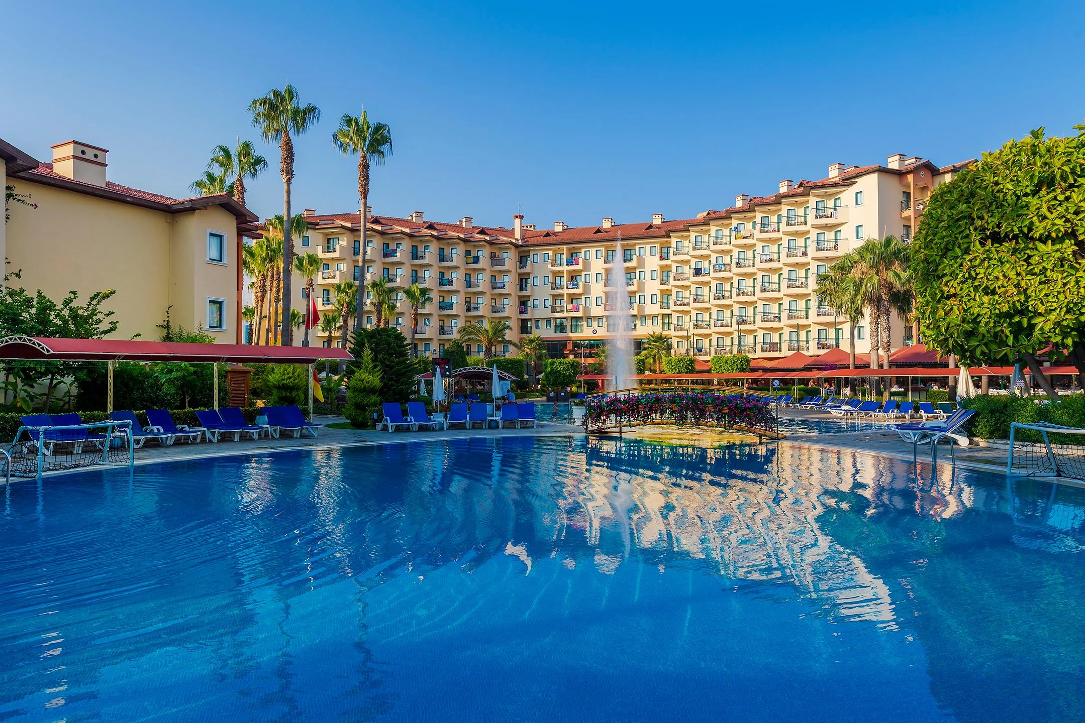 #altIMG Havuz in Hotel# Miramare Queen Hotel #altIMG in# Antalya, Türkiye - #altIMG Image# 2
