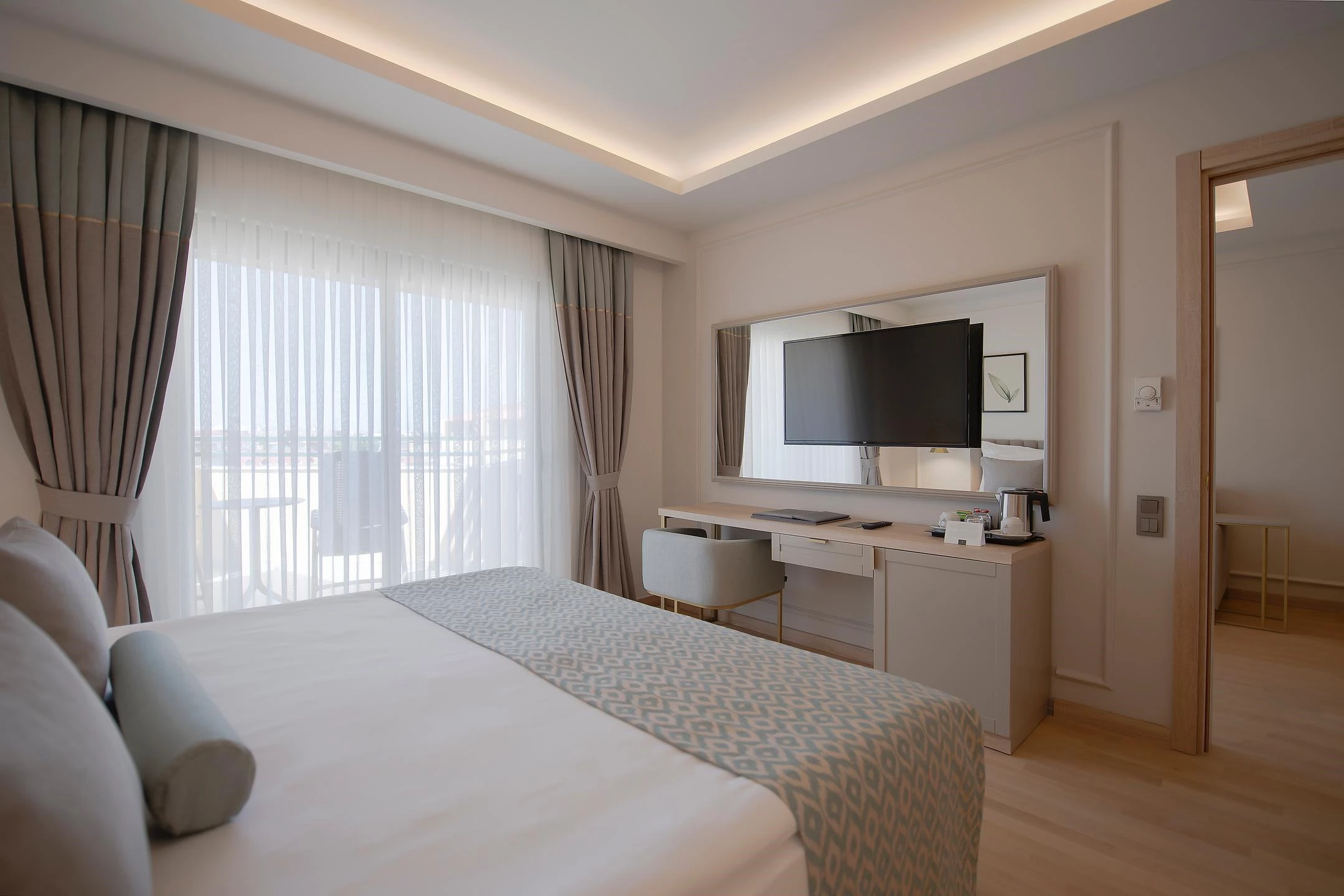 #altIMG Oda in Hotel# Miramare Queen Hotel #altIMG in# Antalya, Türkiye - #altIMG Image# 47