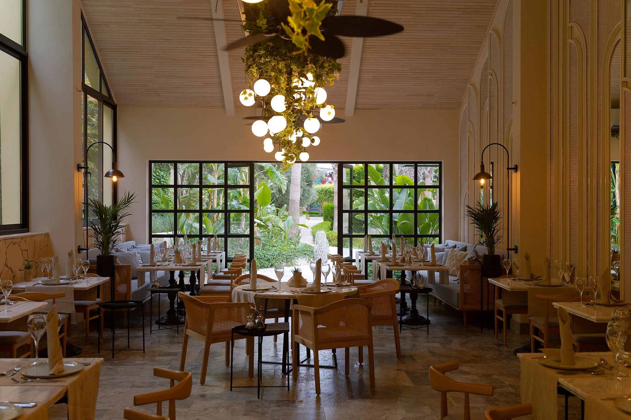 #altIMG Yeme-İçme in Hotel# Miramare Queen Hotel #altIMG in# Antalya, Türkiye - #altIMG Image# 11