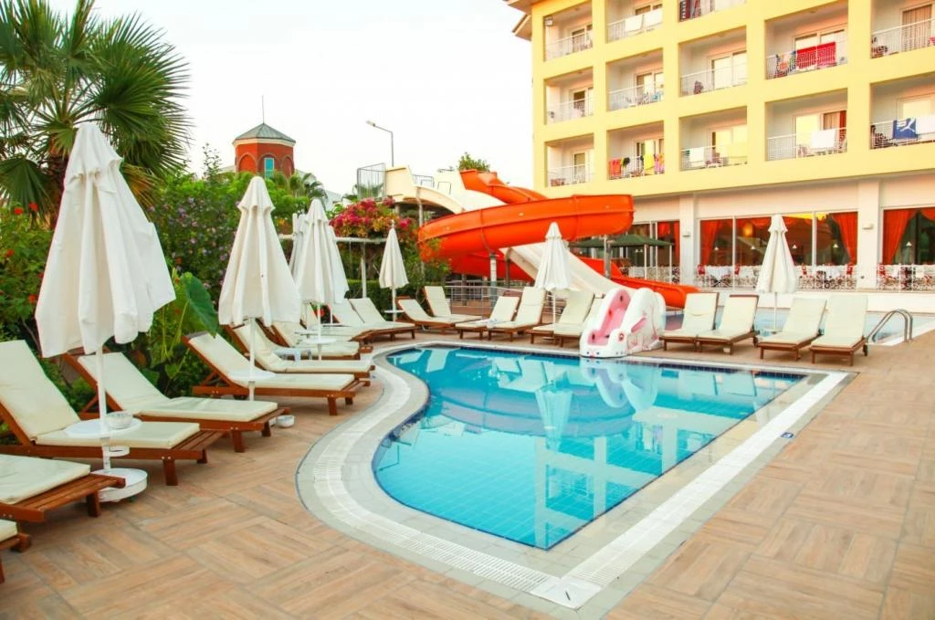 #altIMG Havuz in Hotel# Pine House Hotel #altIMG in# Antalya, Türkiye - #altIMG Image# 1