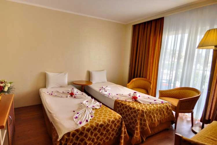 #altIMG Oda in Hotel# Pine House Hotel #altIMG in# Antalya, Türkiye - #altIMG Image# 4