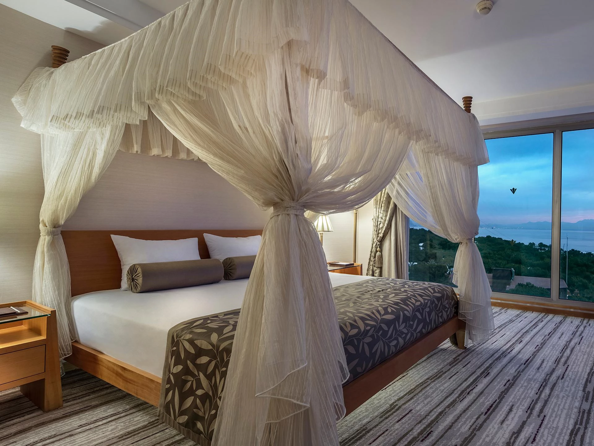 #altIMG Oda in Hotel# Rixos Sungate #altIMG in# Antalya, Türkiye - #altIMG Image# 49