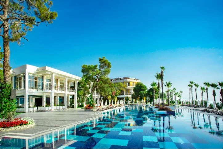#altIMG Havuz in Hotel# Sherwood Exclusive Kemer #altIMG in# Antalya, Türkiye - #altIMG Image# 4