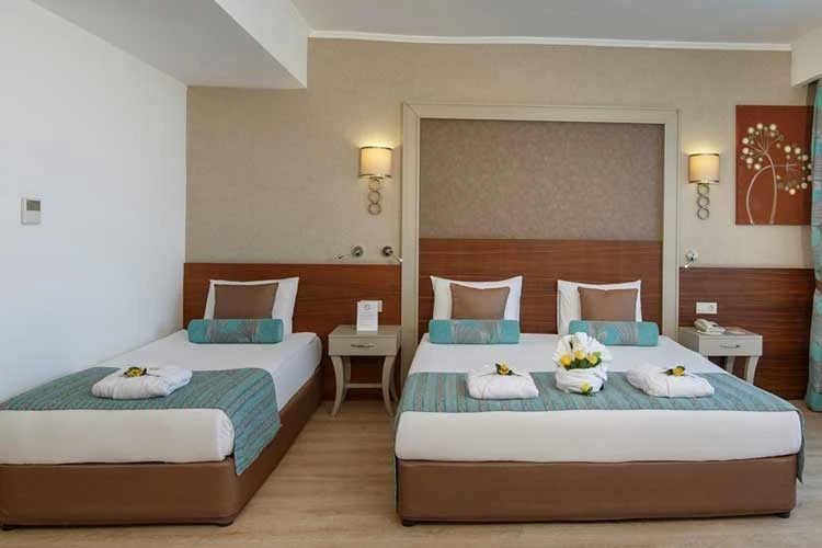 #altIMG Oda in Hotel# Side Crown Palace #altIMG in# Antalya, Türkiye - #altIMG Image# 6