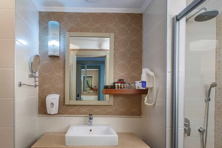 #altIMG Oda in Hotel# Side Crown Palace #altIMG in# Antalya, Türkiye - #altIMG Image# 7