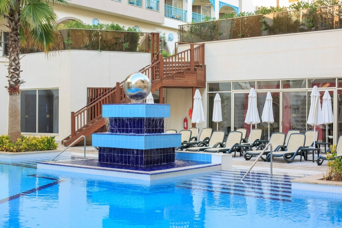 #altIMG Havuz in Hotel# Side Crown Serenity Hotel #altIMG in# Antalya, Türkiye - #altIMG Image# 5