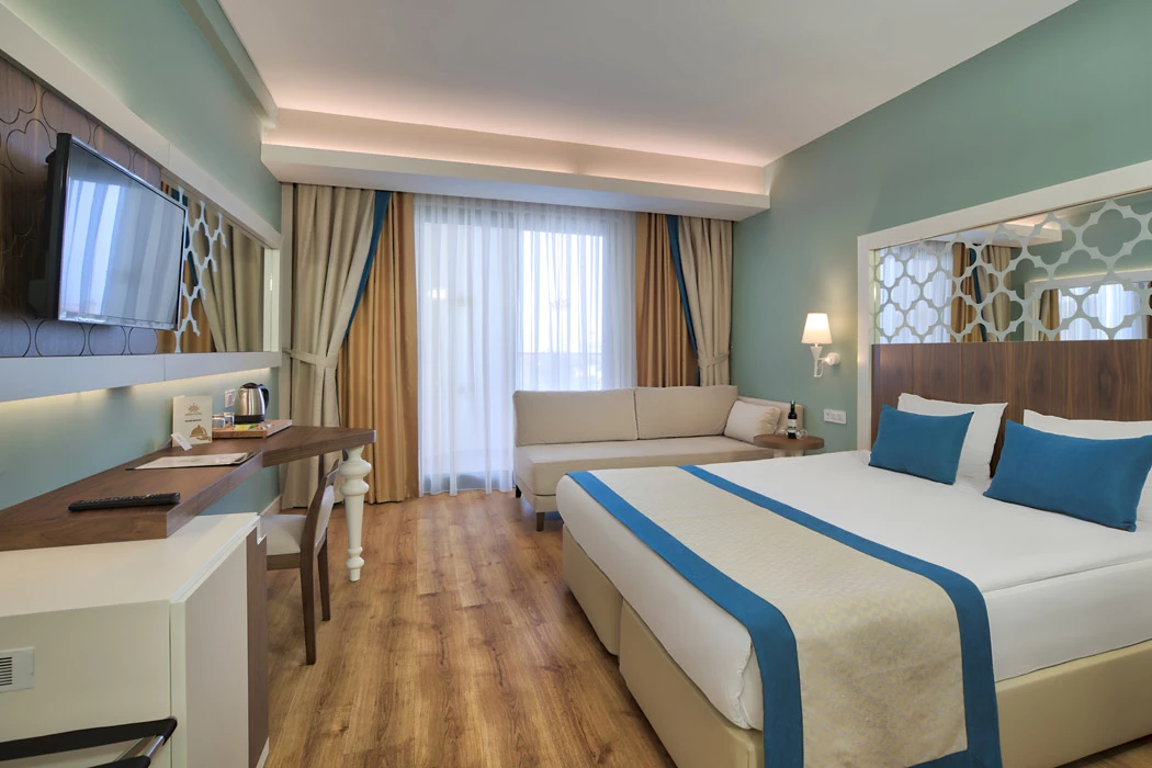 #altIMG Oda in Hotel# Side Crown Sunshine Hotel #altIMG in# Antalya, Türkiye - #altIMG Image# 2