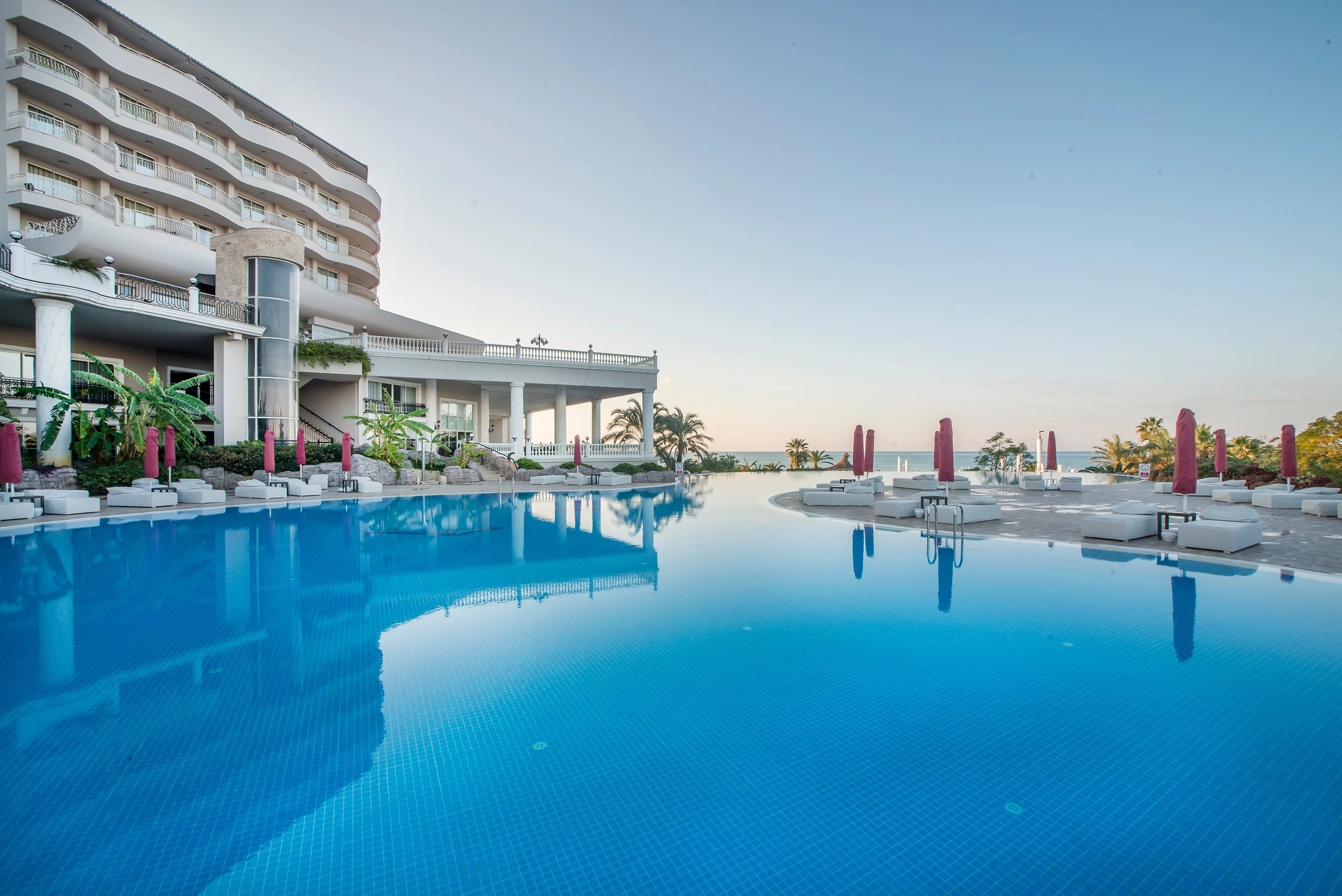 #altIMG Havuz in Hotel# Starlight Resort Hotel #altIMG in# Antalya, Türkiye - #altIMG Image# 5