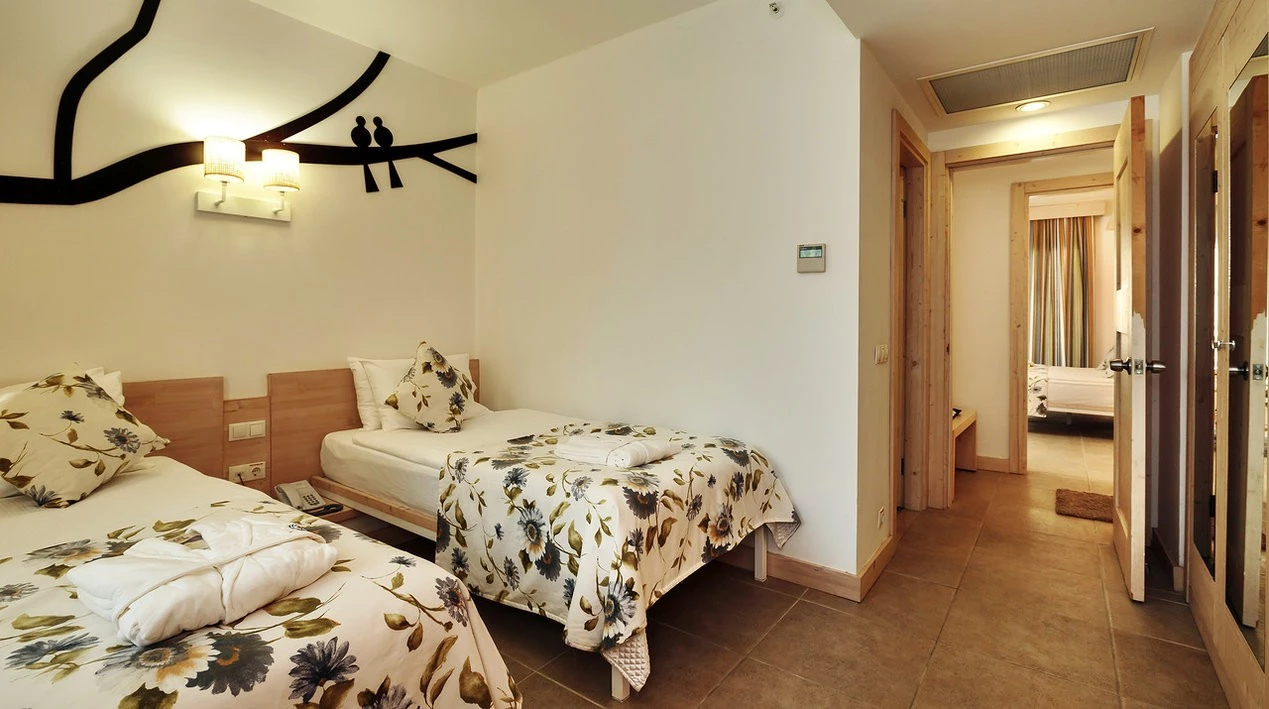 #altIMG Oda in Hotel# Sunis Kumköy Beach Resort Hotel & Spa #altIMG in# Antalya, Türkiye - #altIMG Image# 14