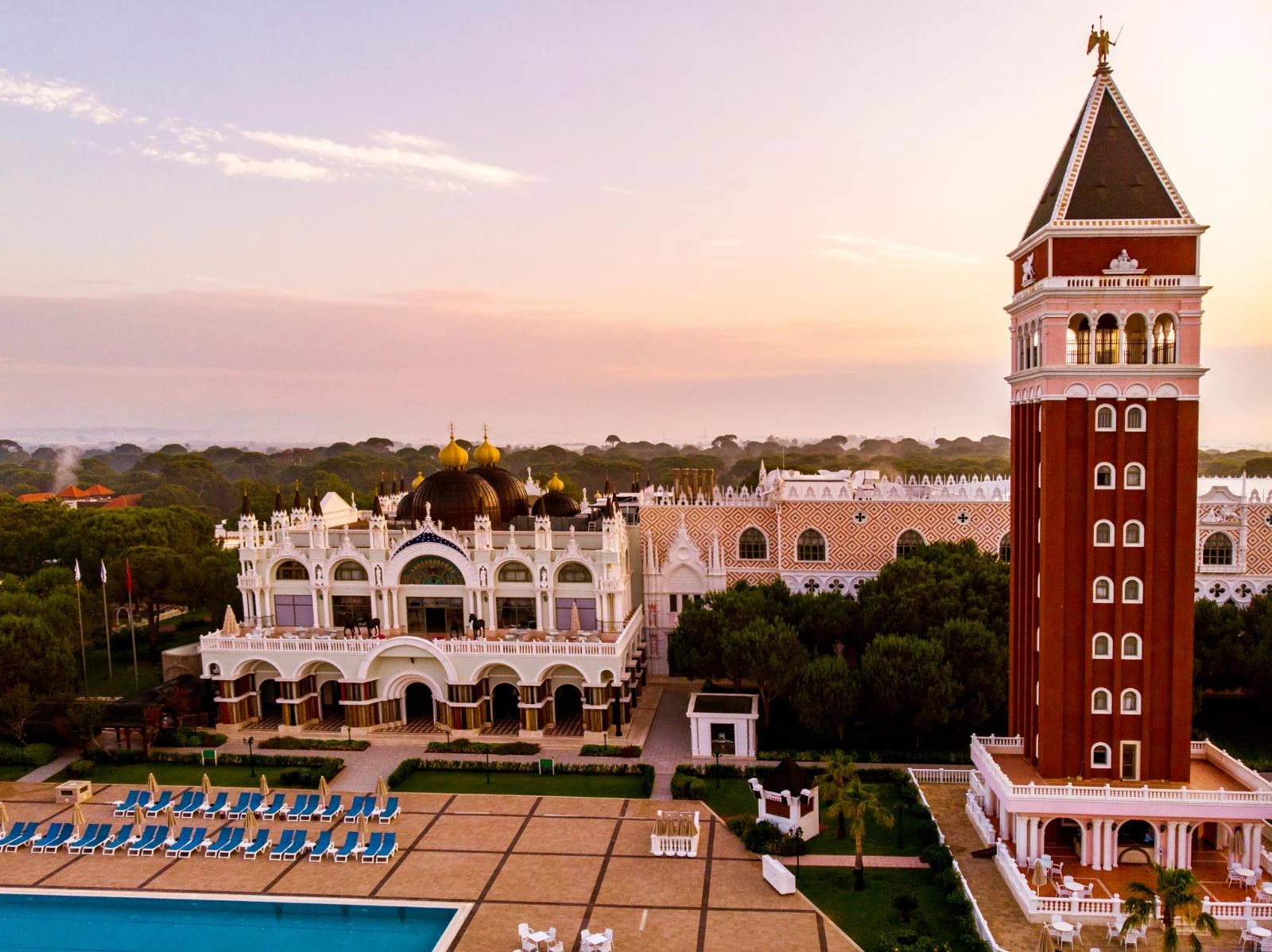 #altIMG Hotel# Venezia Palace Deluxe Resort Hotel #altIMG in# Antalya, Türkiye - #altIMG Image# 3