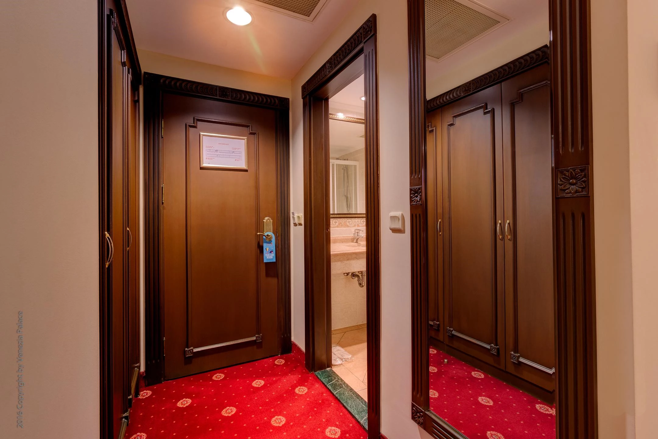 #altIMG Oda in Hotel# Venezia Palace Deluxe Resort Hotel #altIMG in# Antalya, Türkiye - #altIMG Image# 25